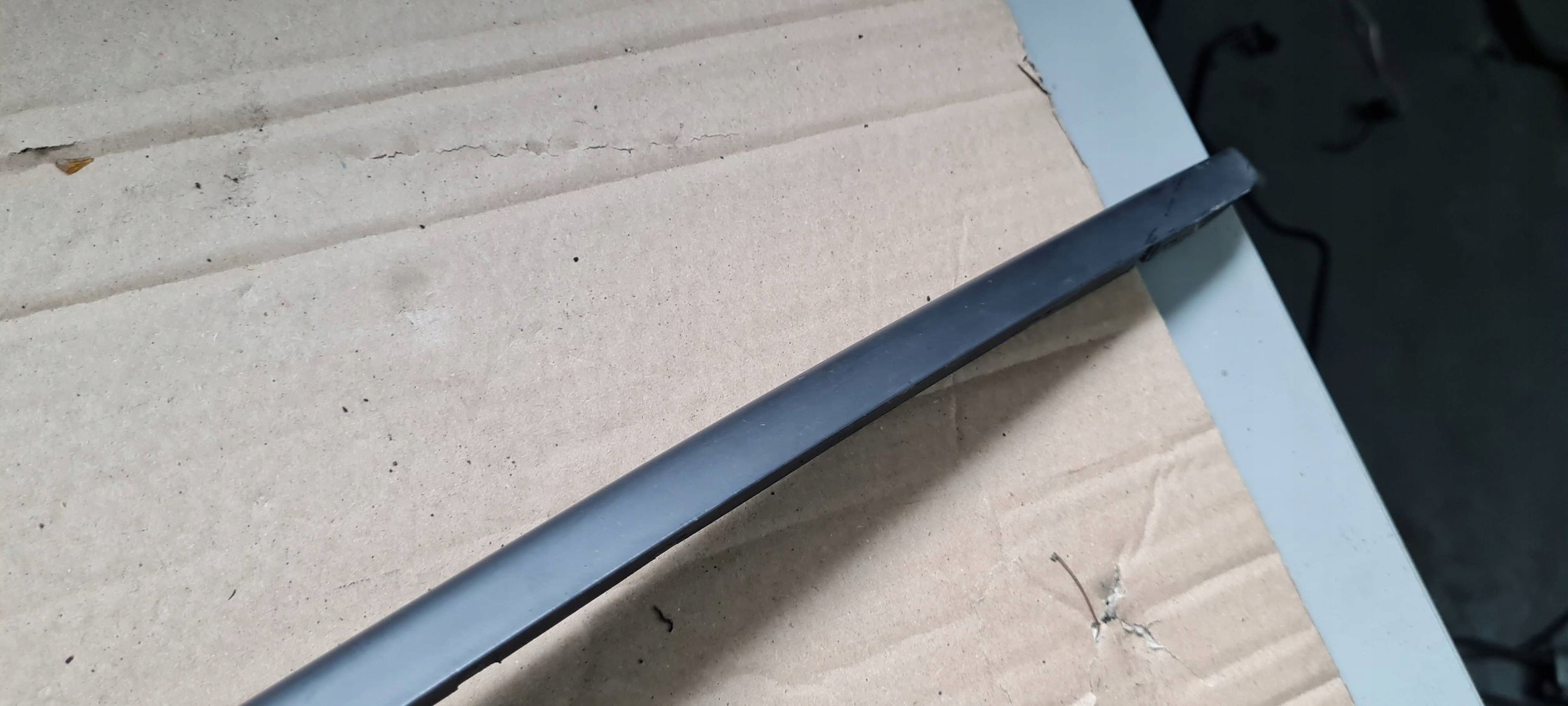 S4 B9 A4 8W moulding windows CZOLOWEJ left 8W0854327C