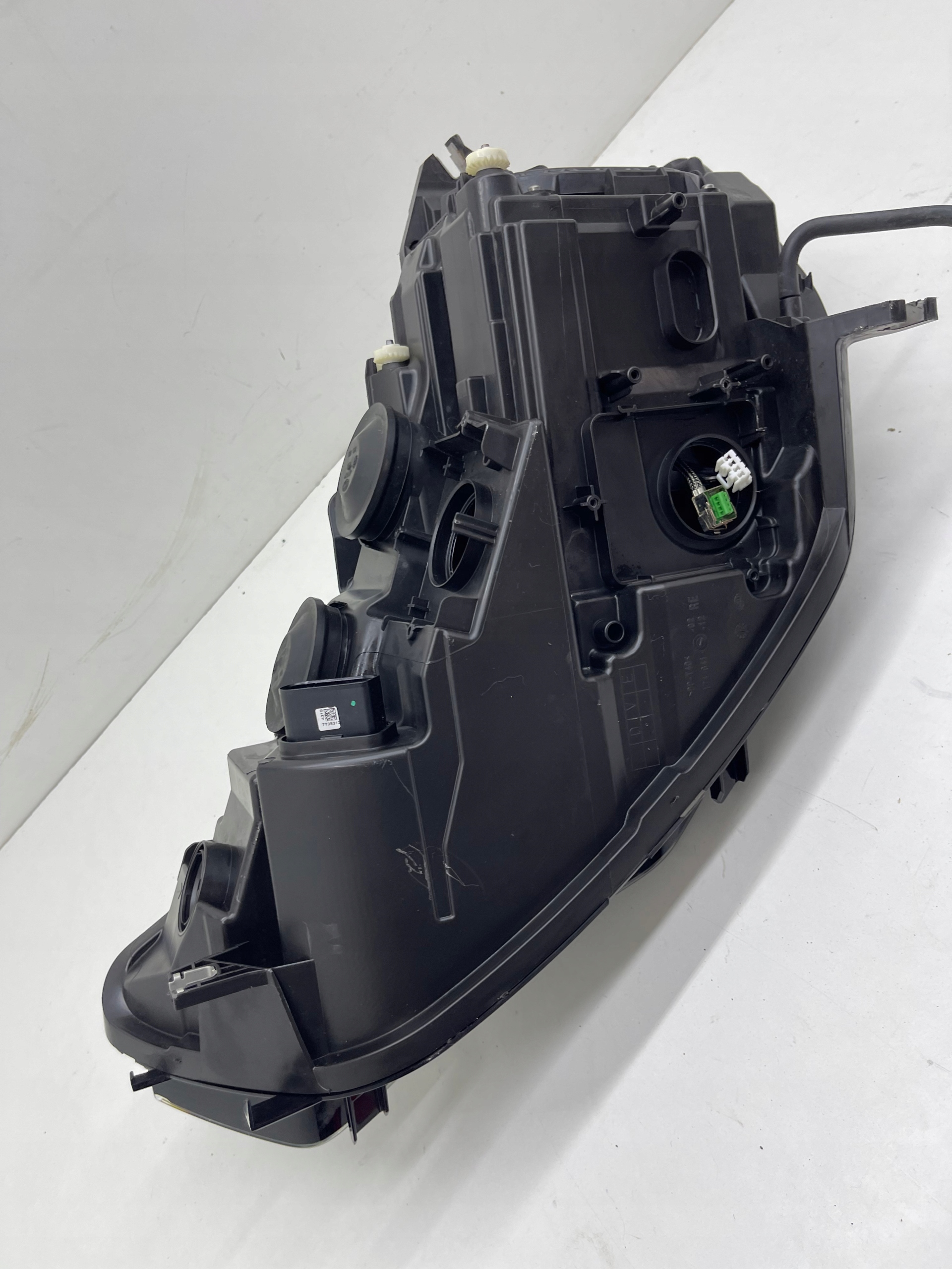 AUDI A6 C7 light reflektor right front BI-XENON XENON CALA original!
