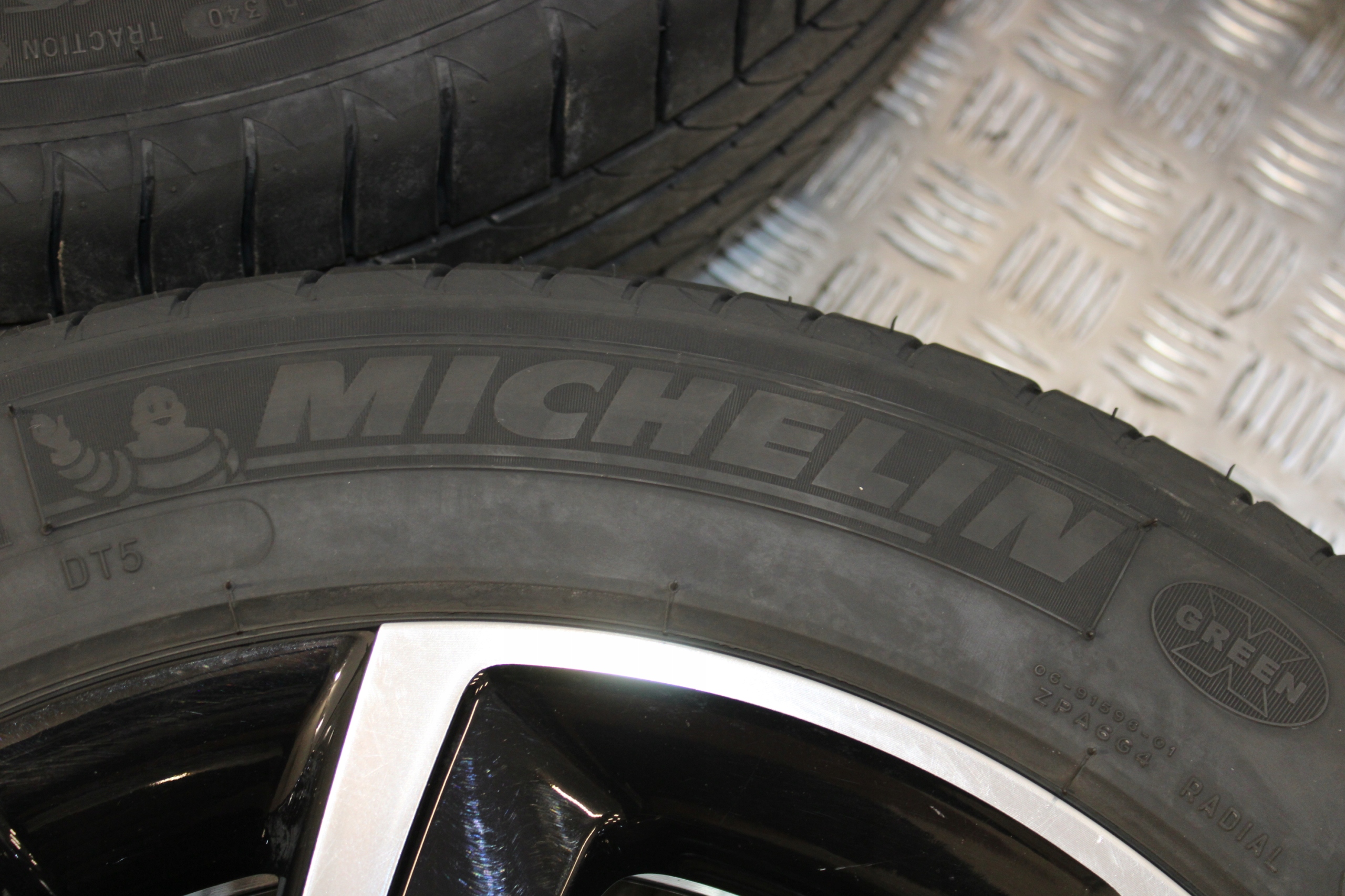 wheels discs disc 215/55 R17 ET41 MG ZS LIFT