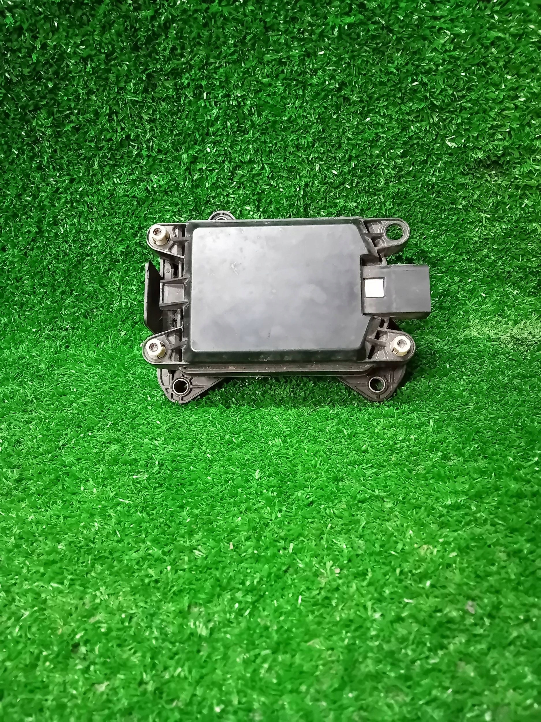 RADAR SENSOR DISTRONIC ACC PEUGEOT 3008 II CITROEN NR.01