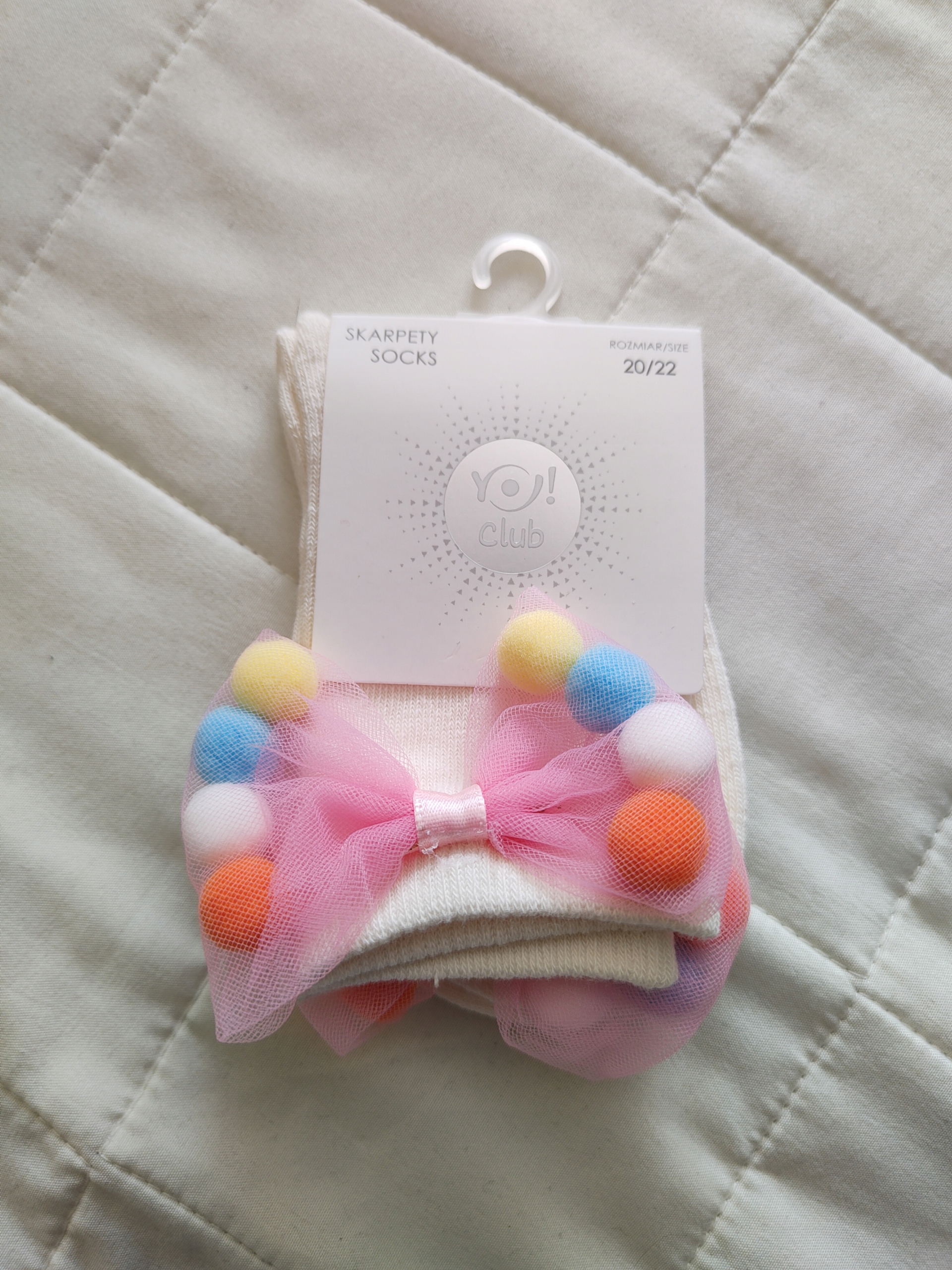 

Skarpetki YoClub kokarda i pompony roz 20/22