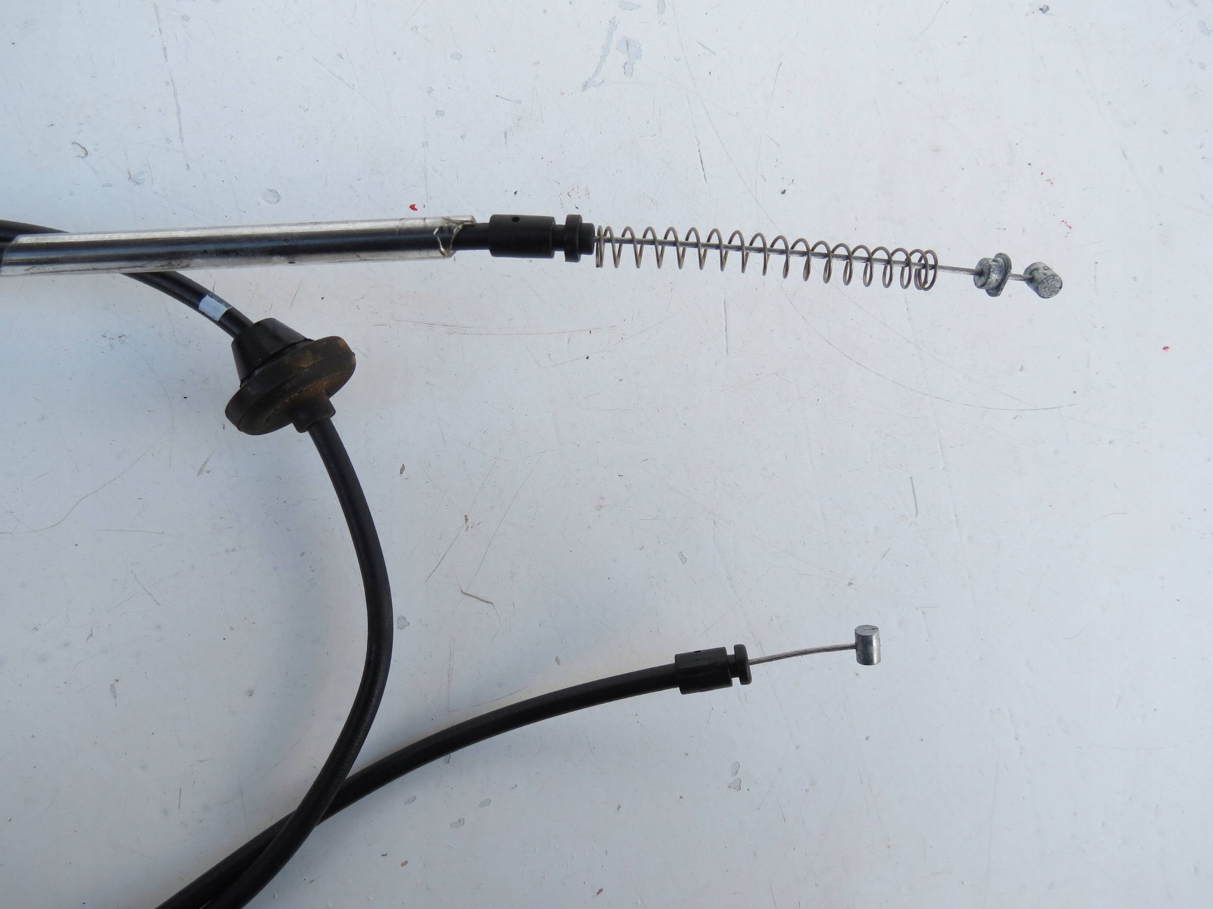 Câble Levier pour l’ouverture du capot VOLVO S90 2.0 31651630