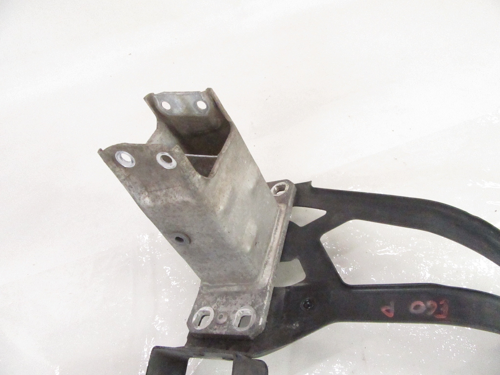 pillar iron right front okular beam tip BMW 5 e60 e61