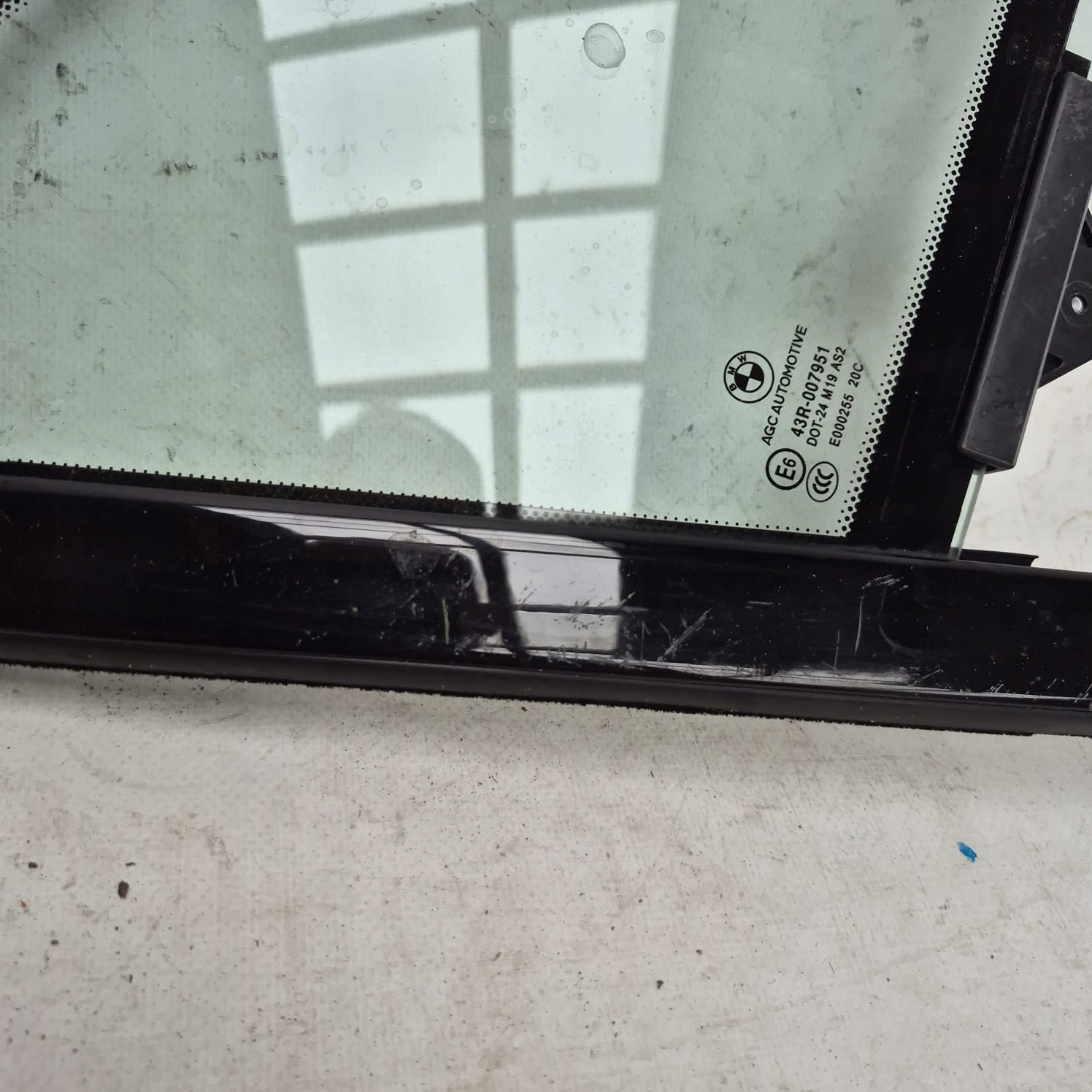BMW I3 I01 13- window bodywork right door PRZEDNICH PRAWYCH