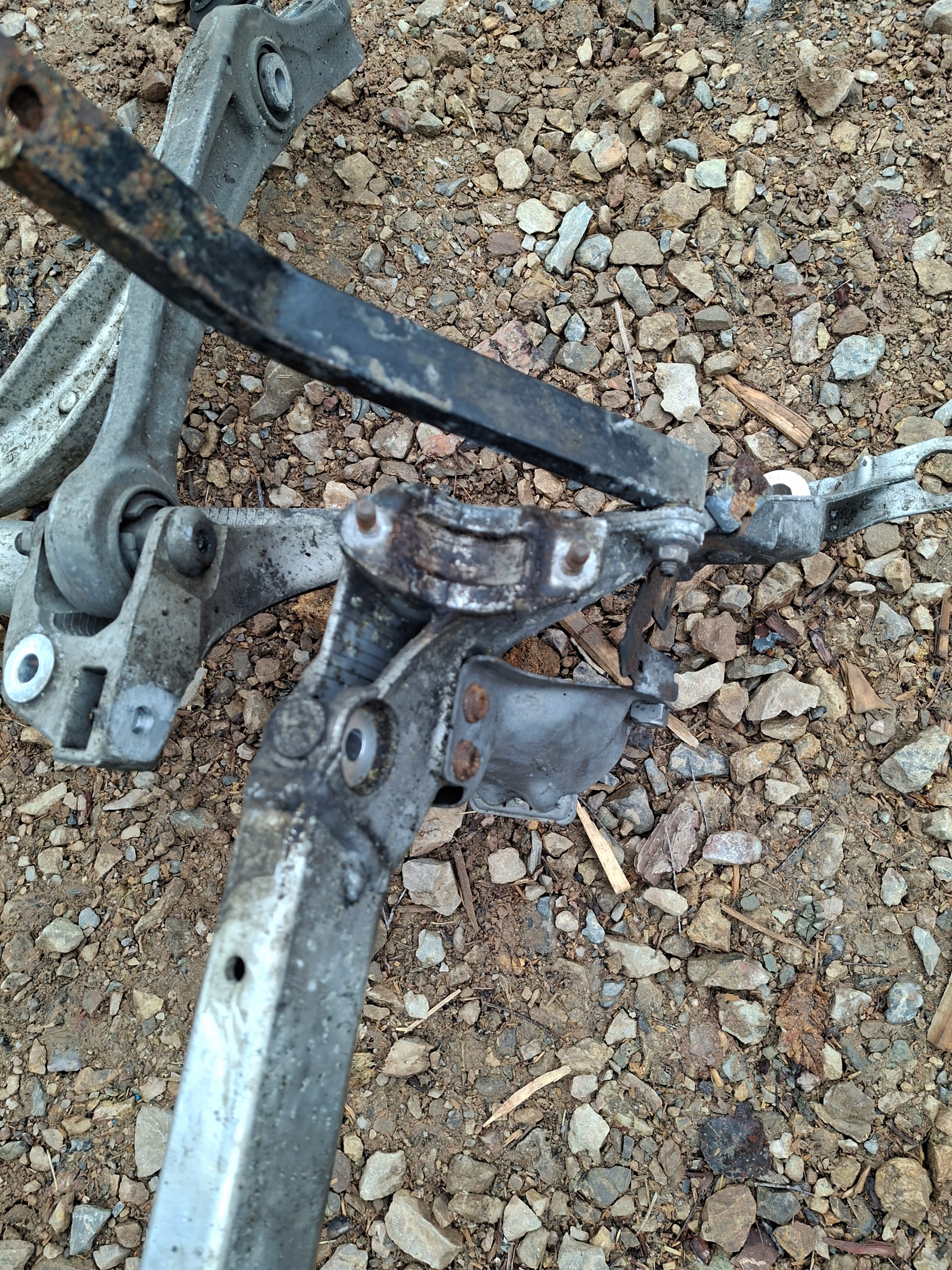 Essieu Bras Pont essieu AUDI A4 B8 A5 8T0399315J