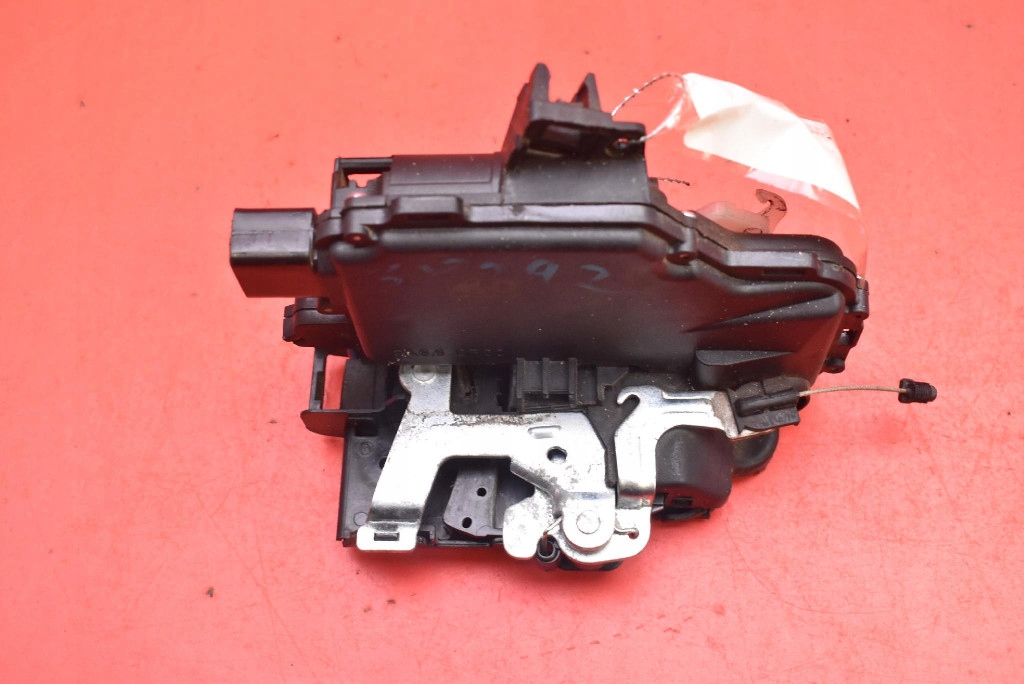 lock door left front front EU 461860188 VW BORA sedan 98-05