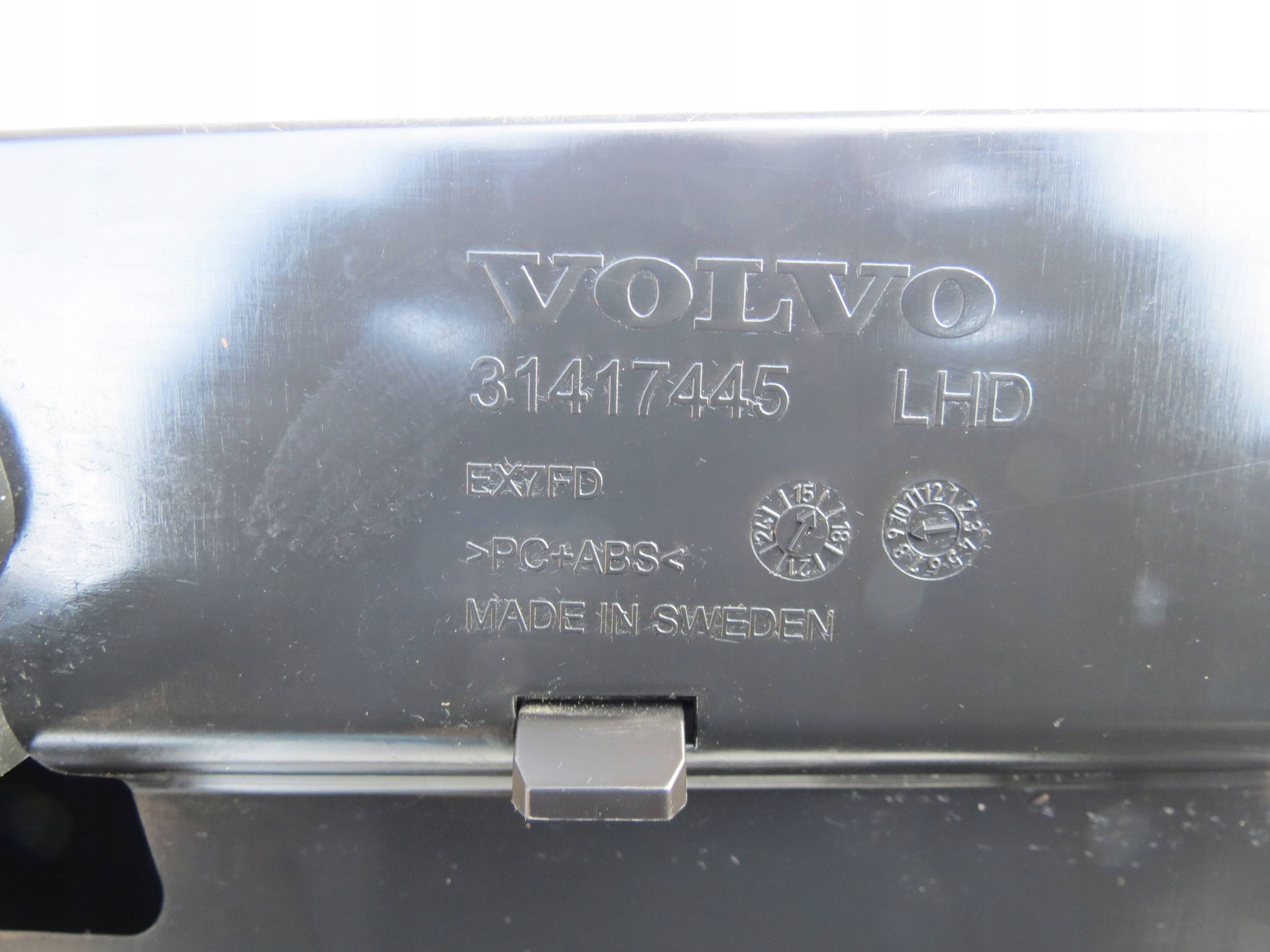 бардачок пассажира volvo S90 2.0 V90 31417445