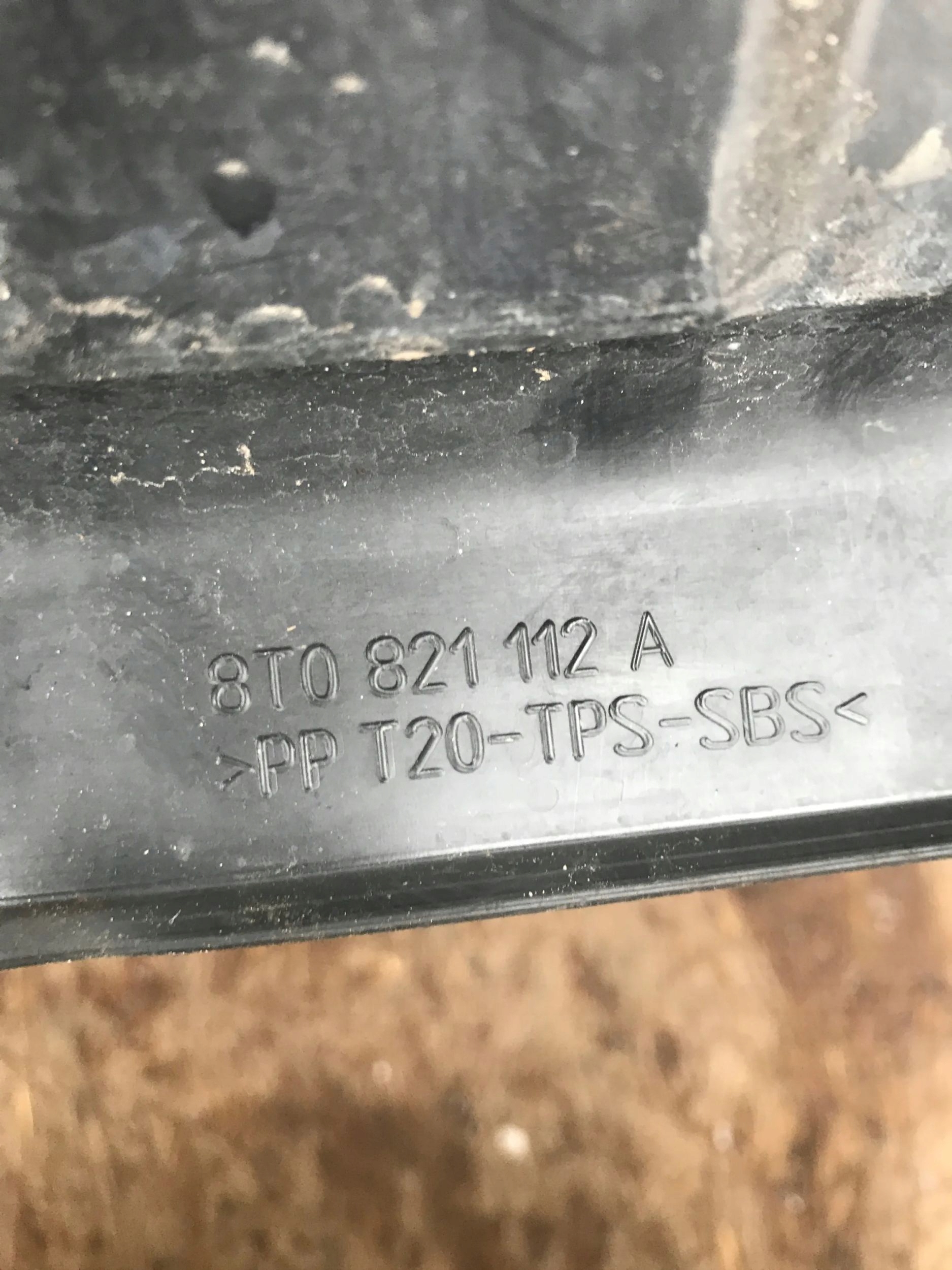 Insonorisation Aile Droite Avant AUDI A5 8T0821112A
