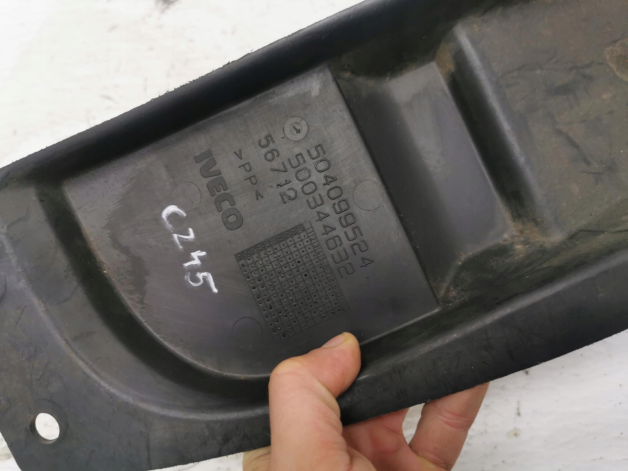 moulding side right IVECO DAILY III 504099524