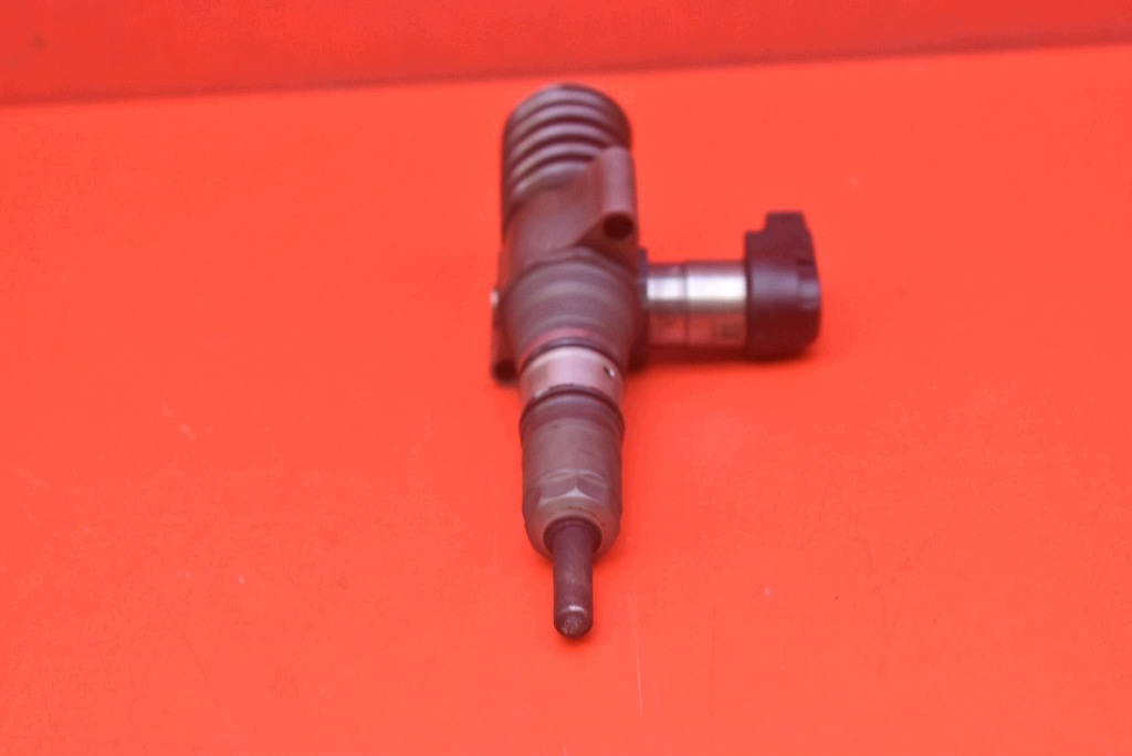 einspritzdüse einspritzdüse 03G130073T VW PASSAT B6 2.0 TDI 170 KM 05-10