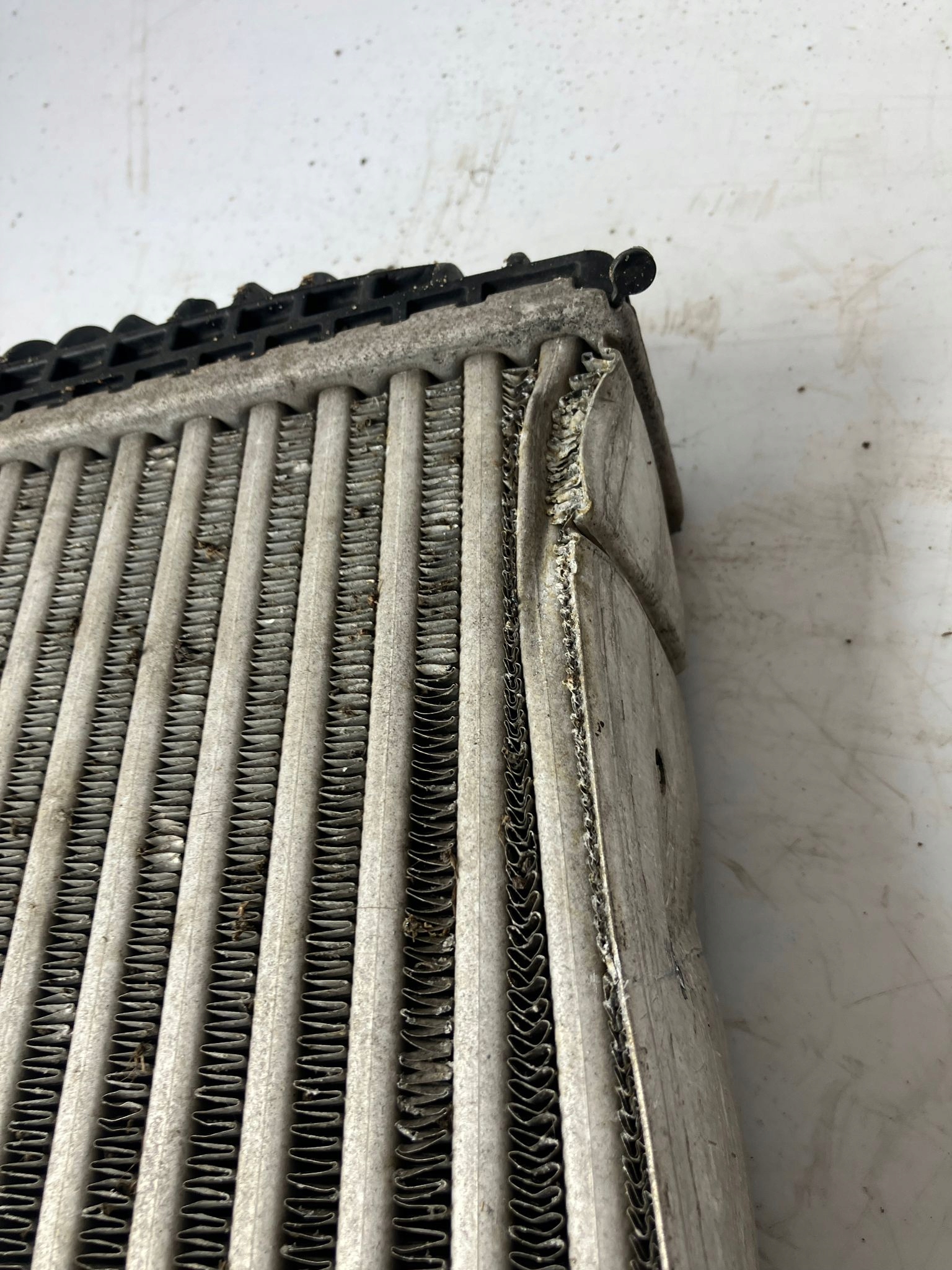 INTERCOOLER PEUGEOT OPEL 1.2 THP 9824742280