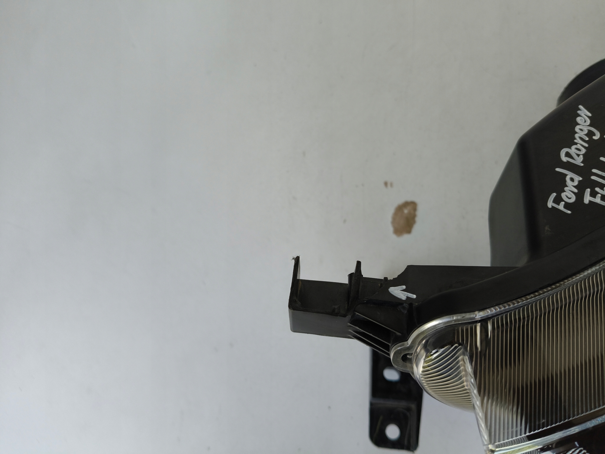 Licht links REFLEKTOR FORD RANGER 19- FULL LED