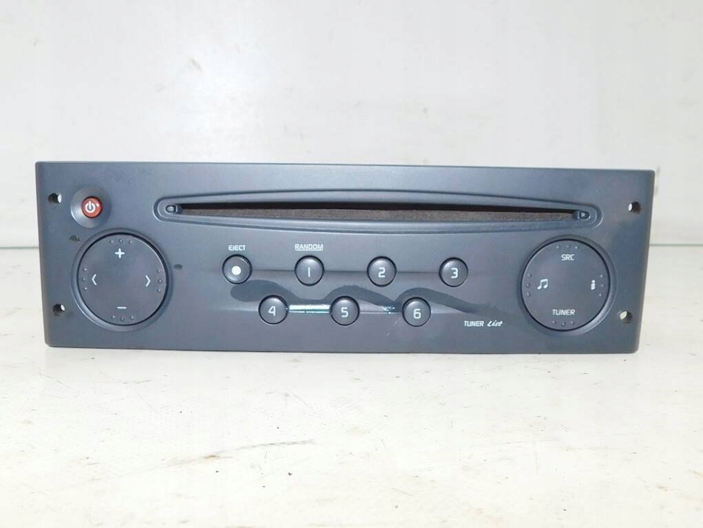 RENAULT CLIO II MASTER TRAFFIC RADIO 8200 057 681 Producent części Renault