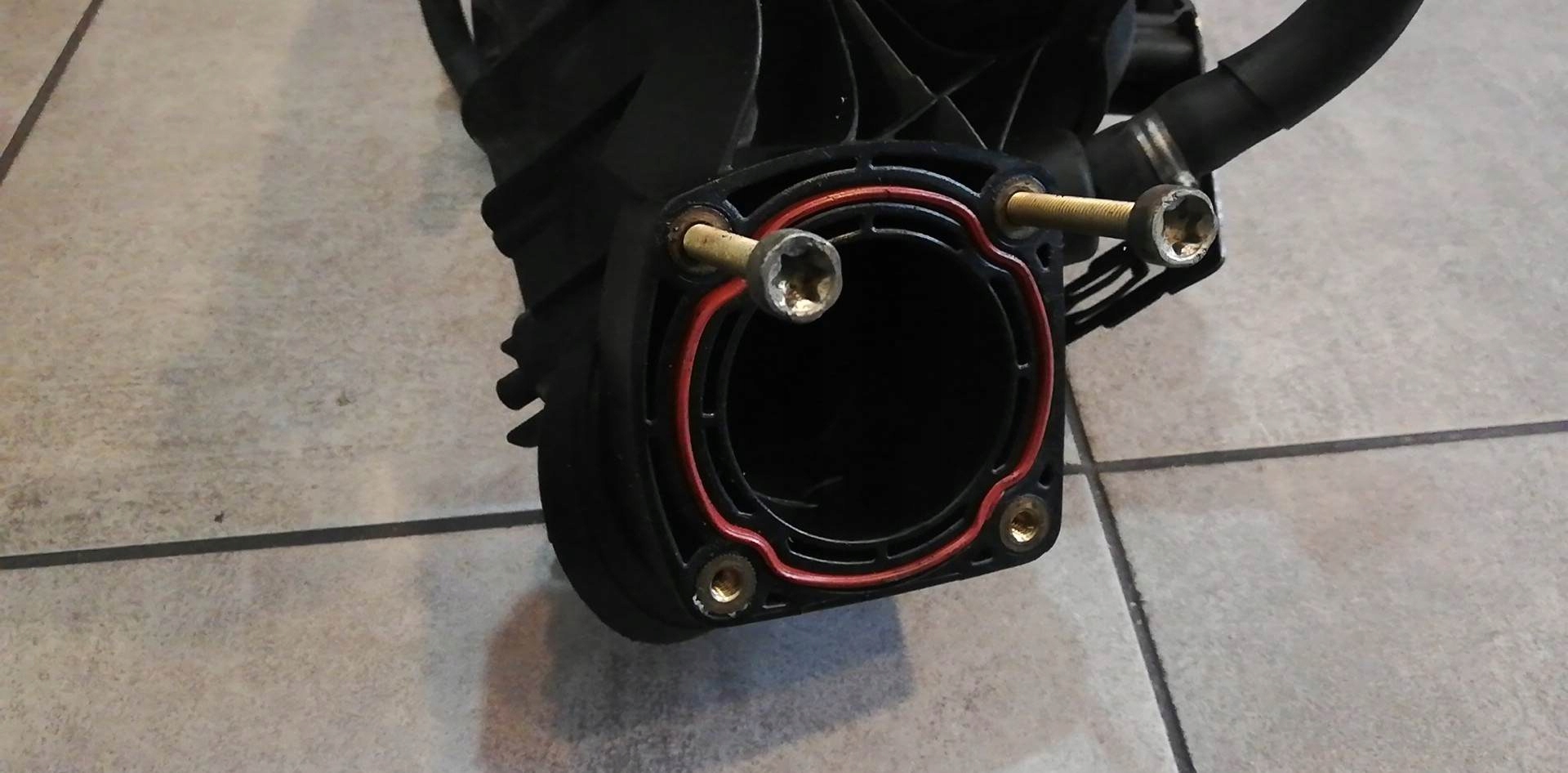 Alfa Romeo OE 55264155 коллектор Впускный