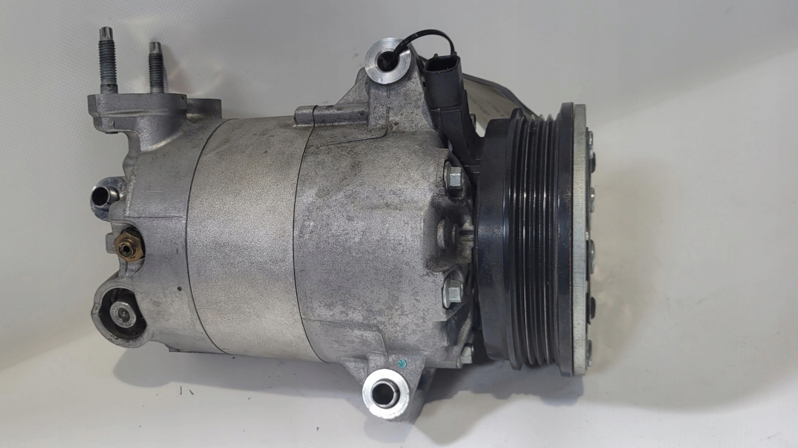 kompresor klimatizaci FORD CV61-19D629-BJ