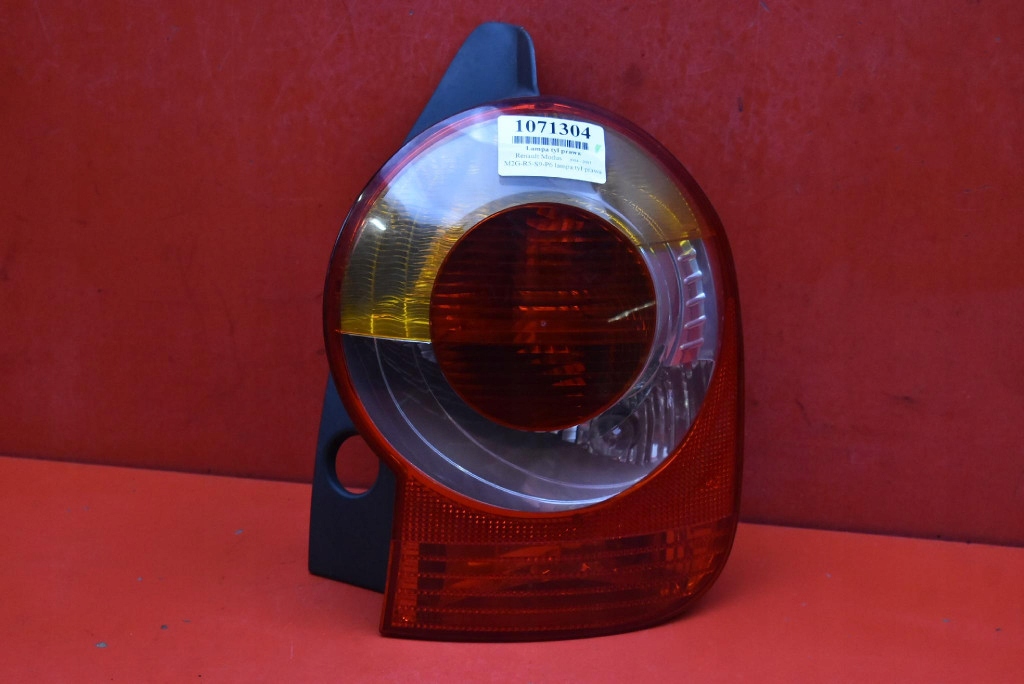 light right rear part rear 8200538785 RENAULT MODUS 04-07
