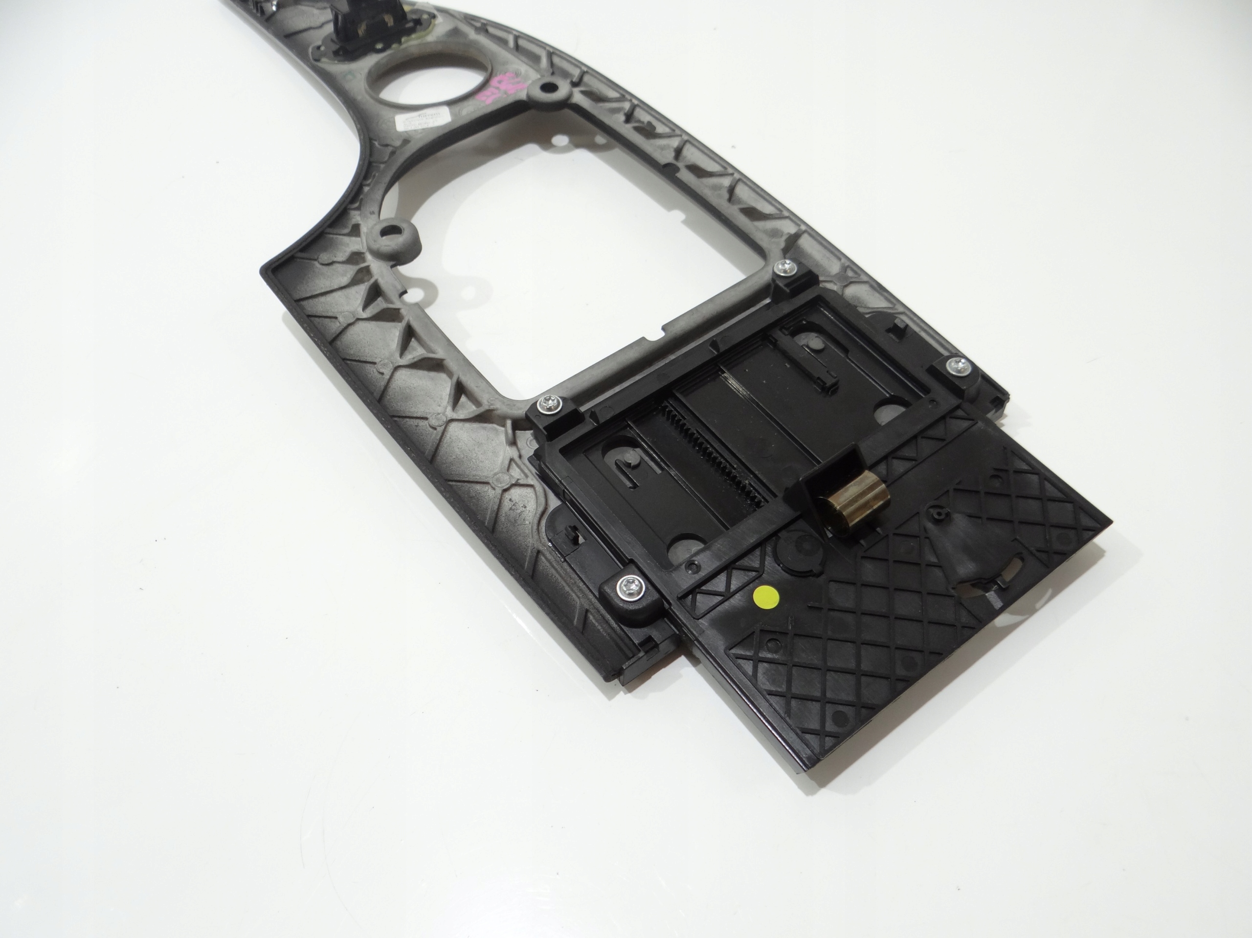 ozdobná lišta TUNELU BMW E60 7059911 (4273140)