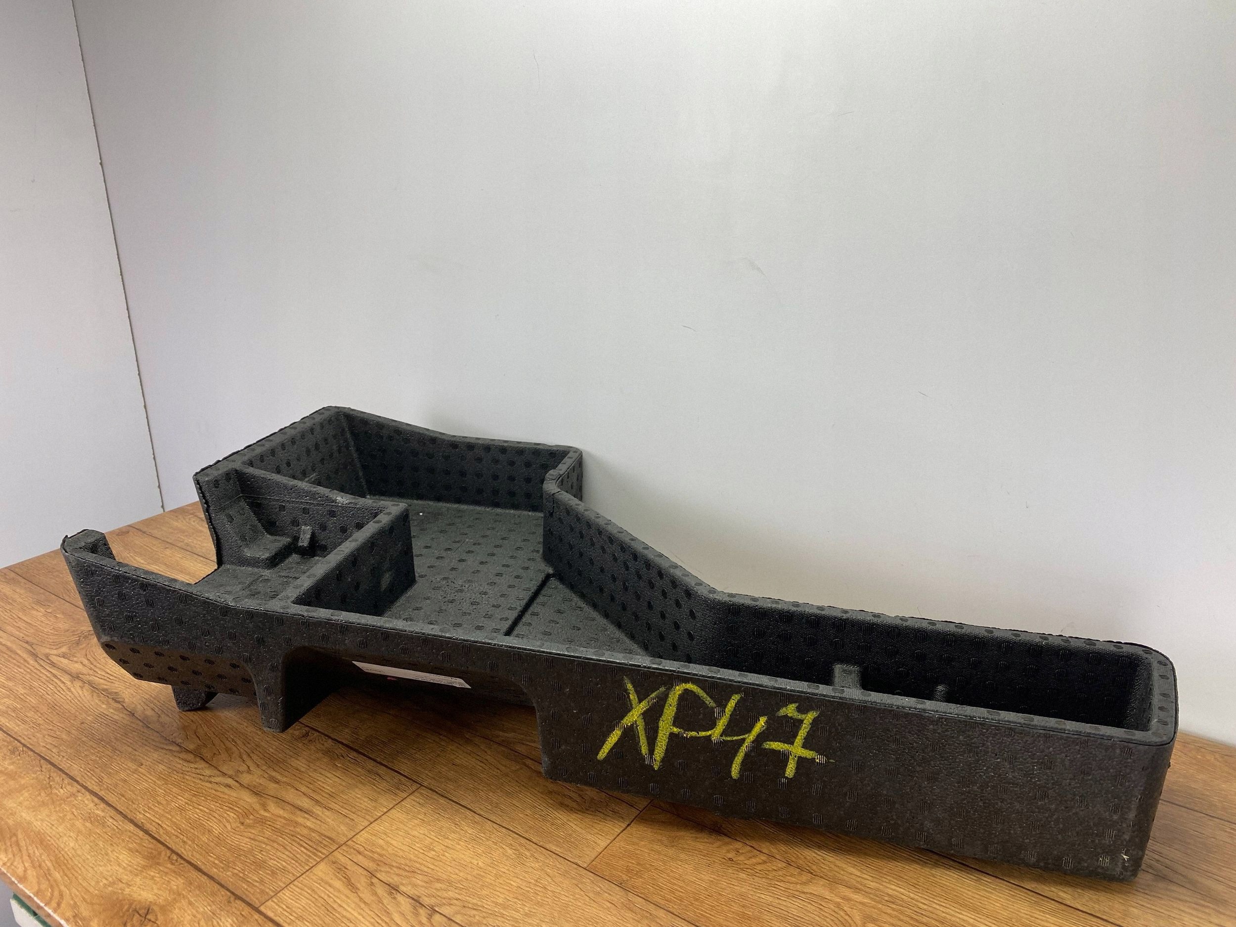 polystirene filling boot Ford Edge II 2019+