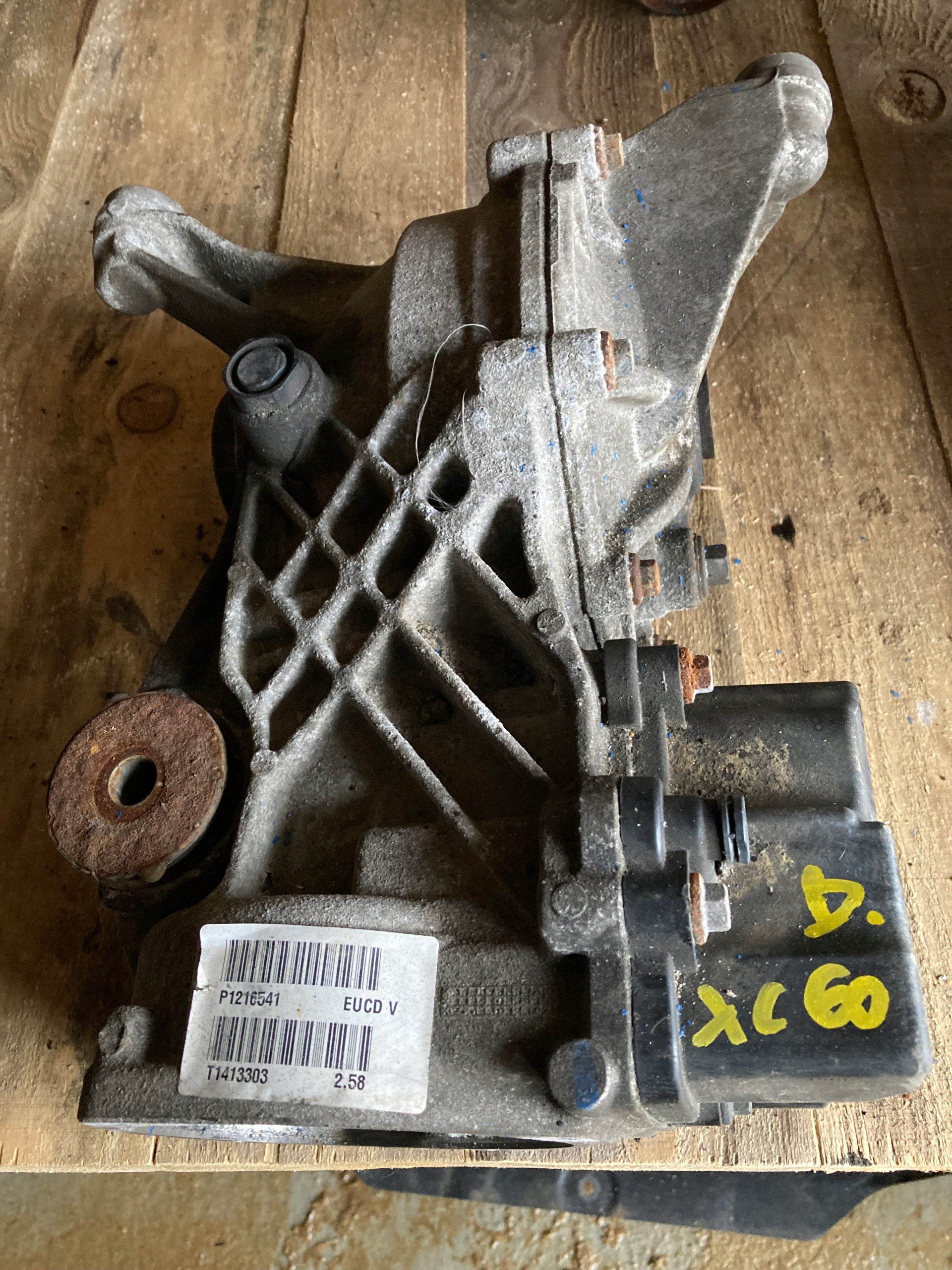 Дифер міст Volvo XC60 P1216541