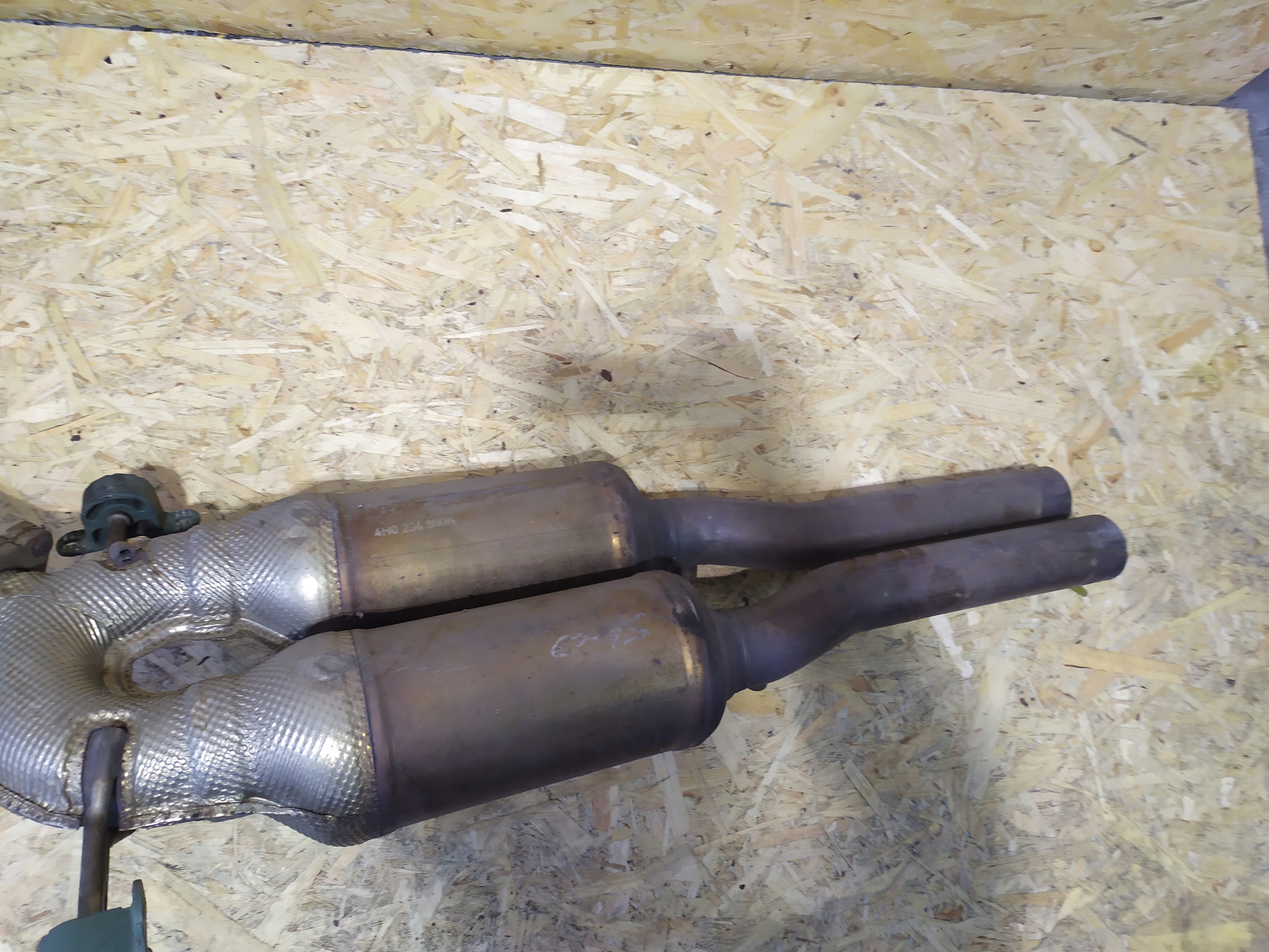 KATALIZATOR DPF AUDI A8 D4 4h0254800 4h0131765 Typ samochodu Samochody osobowe