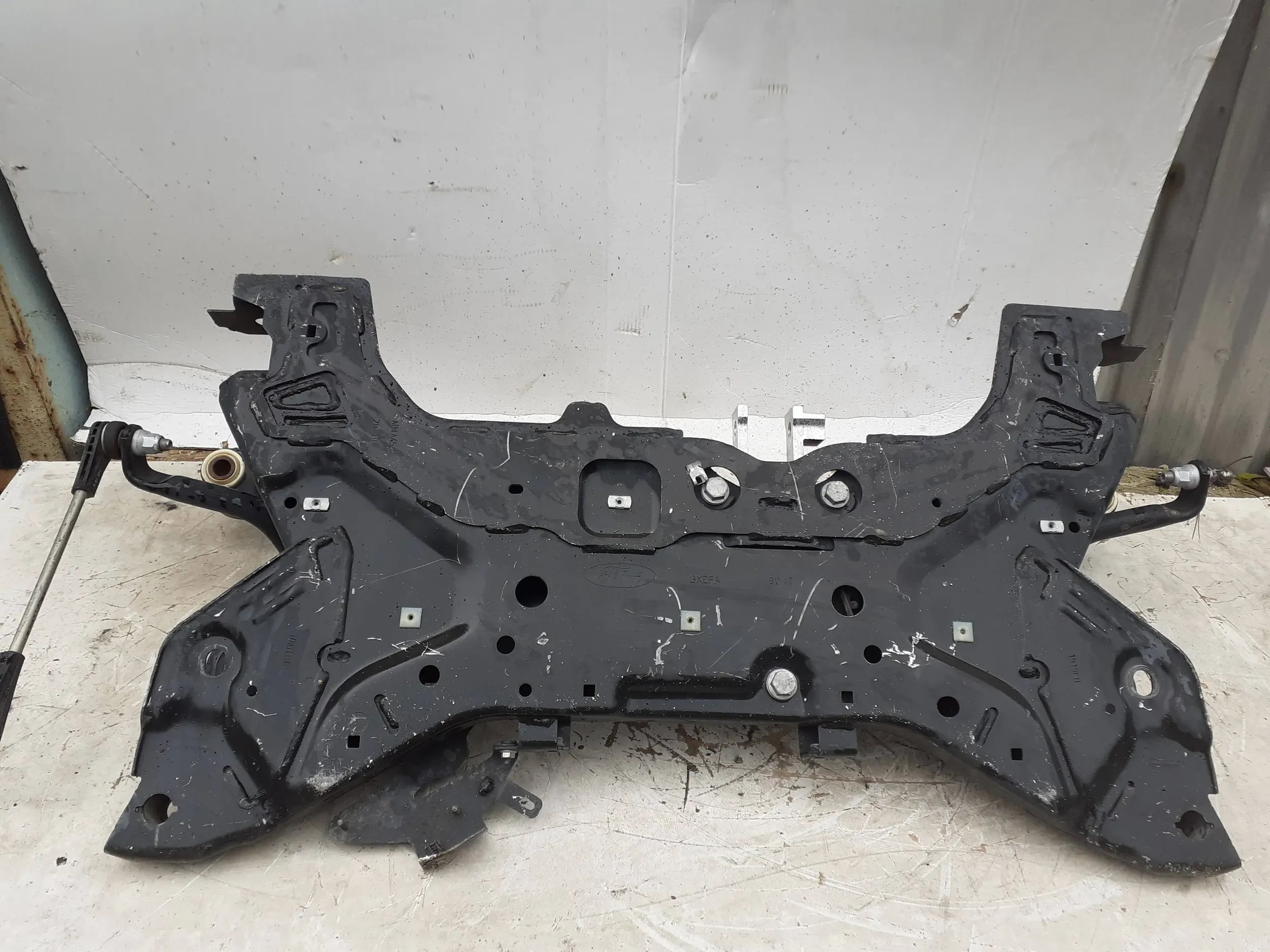 naprava nápravnice předek Ford Focus MK4 18