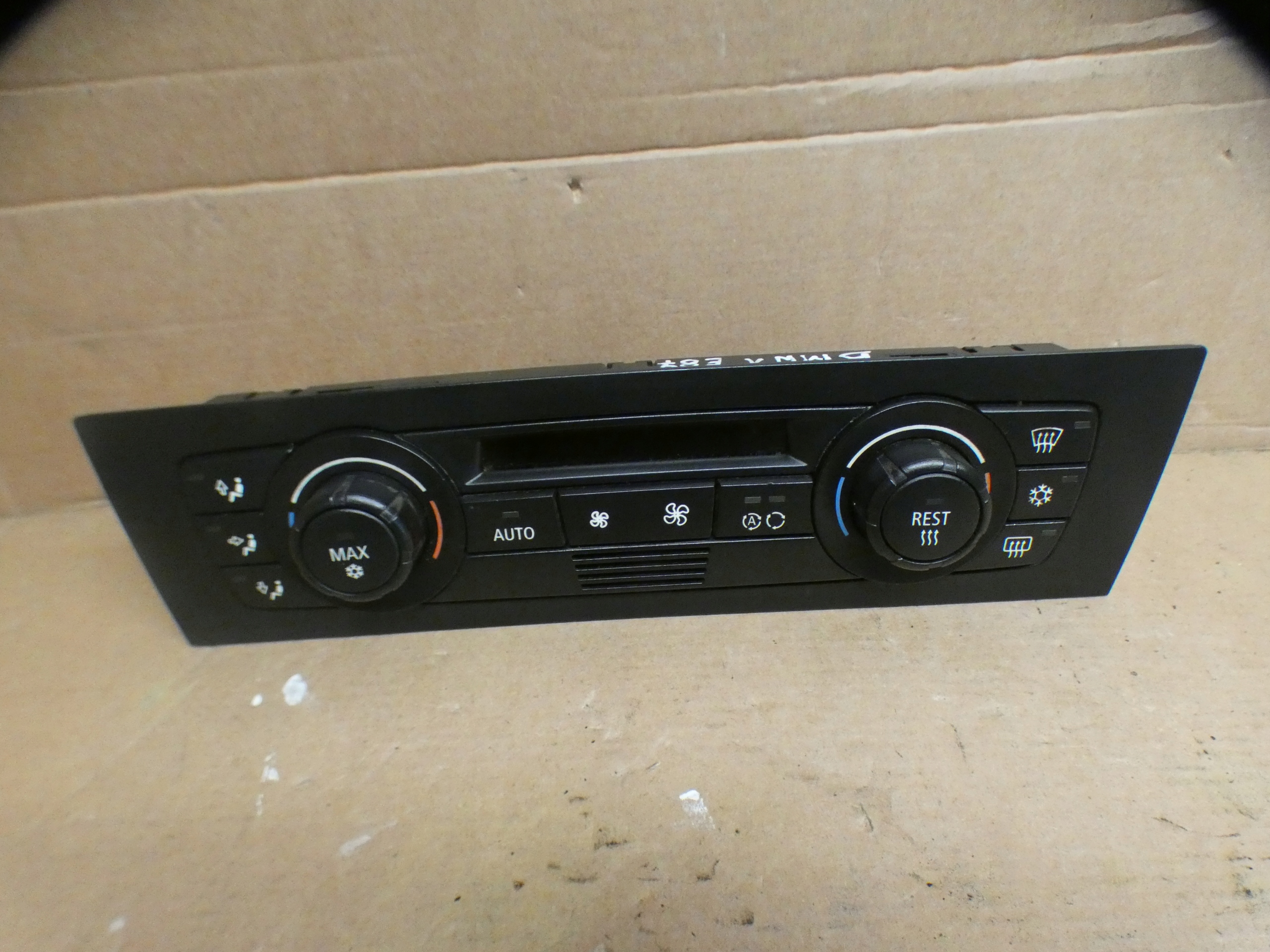 control panel air conditioning devices BMW 1 120I E87 9119683-01