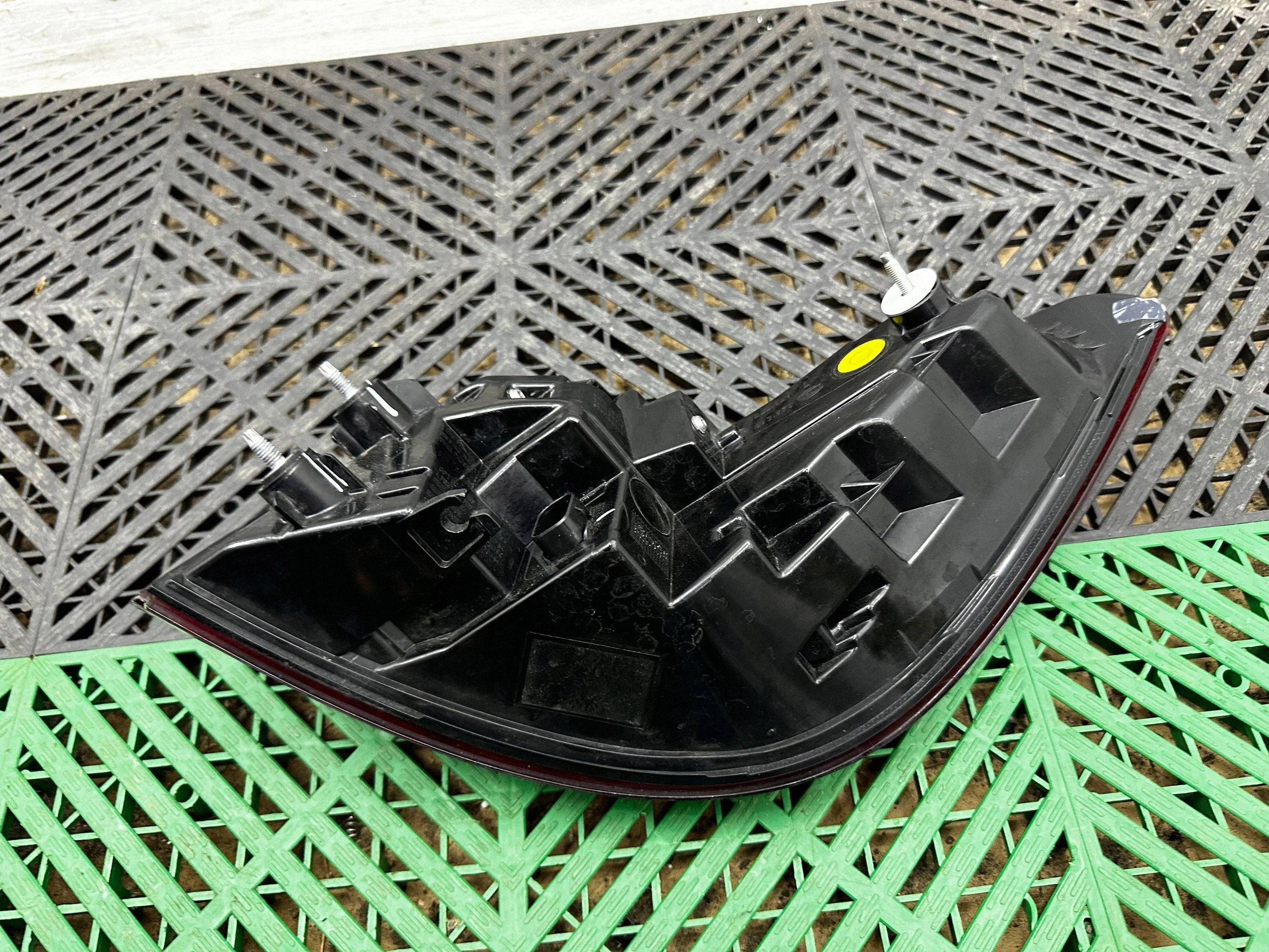 light rear rear part side left BMW 3 G21 H35A3BC7101