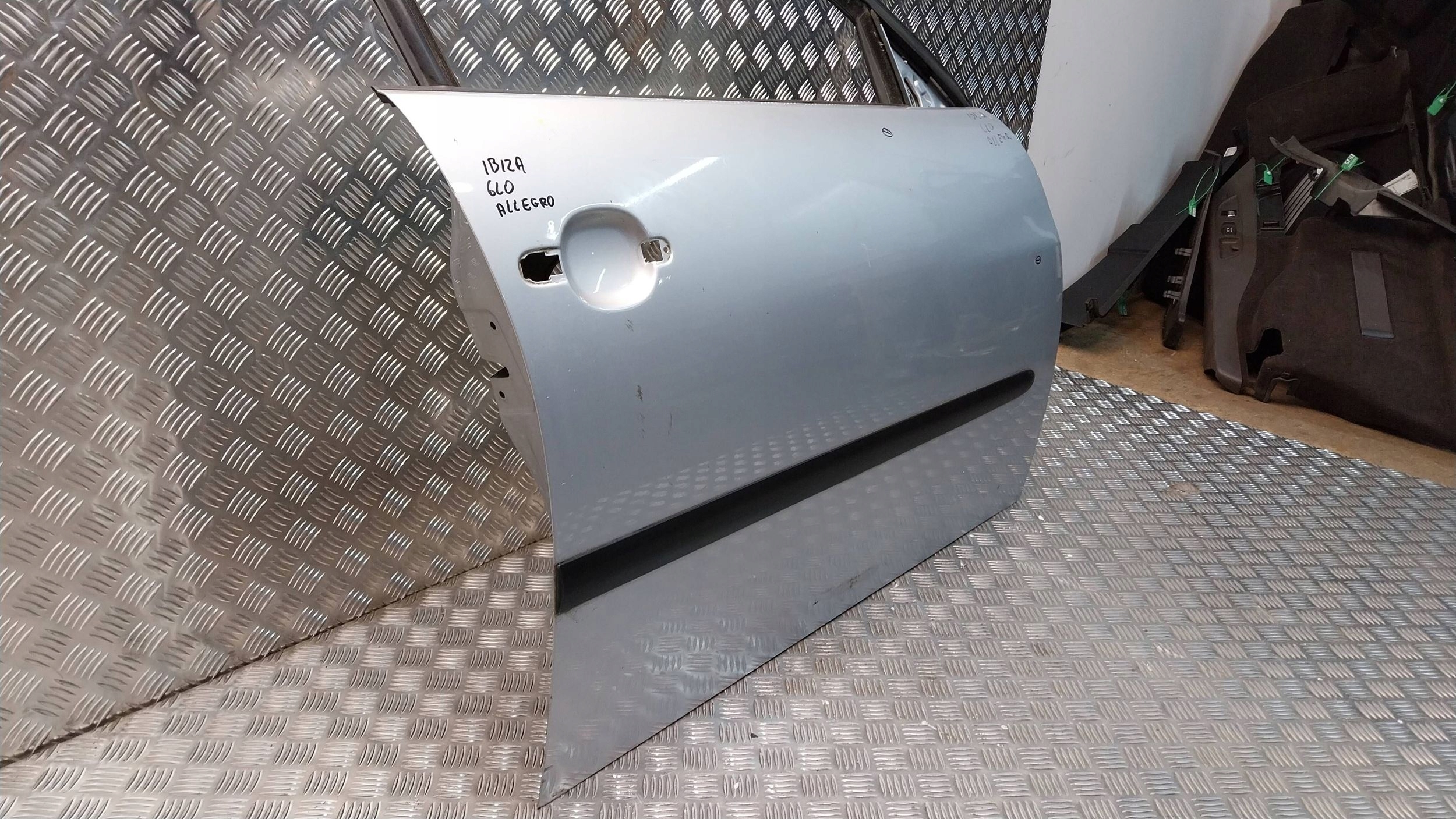 door front right SEAT IBIZA III 6L 02