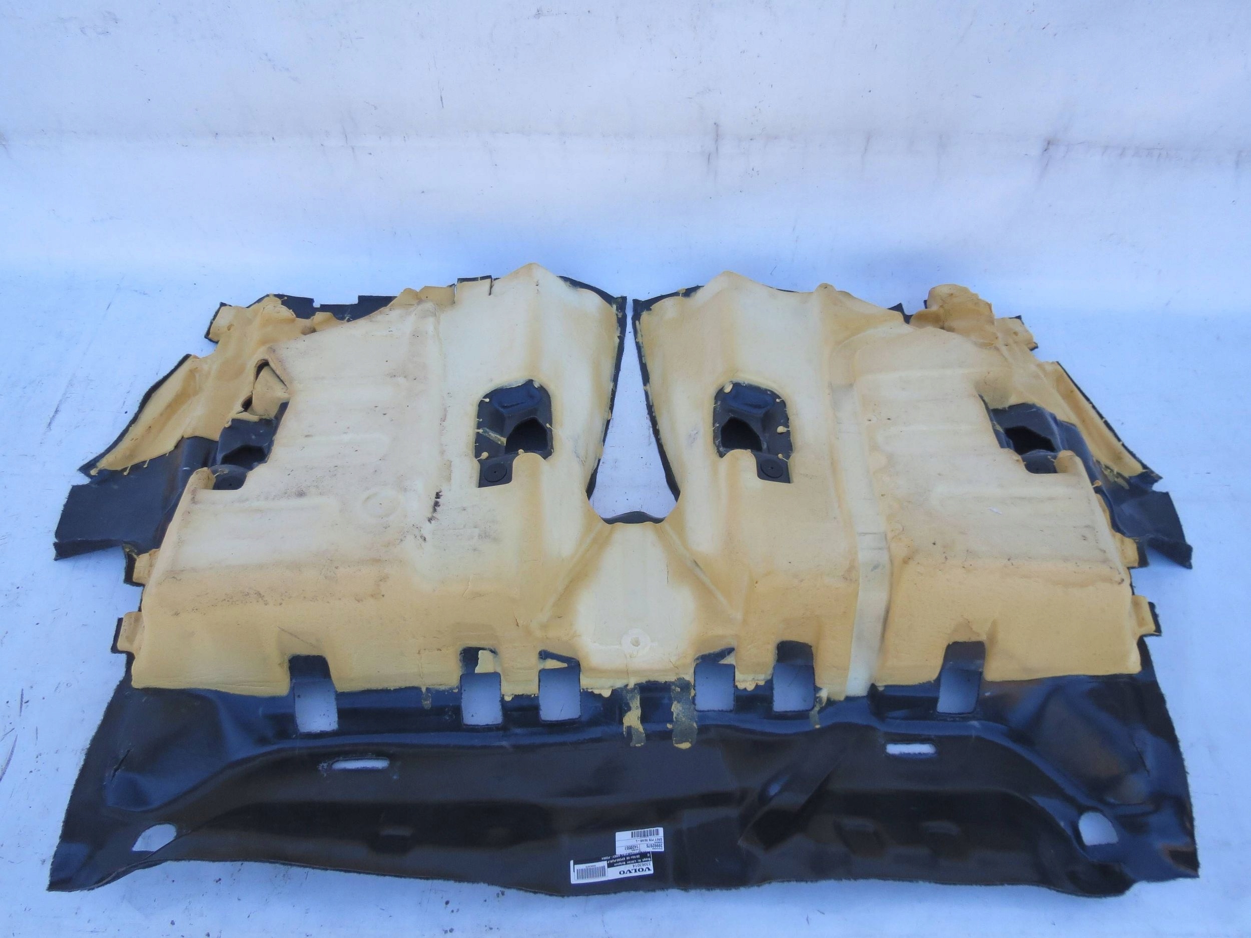 AUTOTEPPICHE heck VOLVO XC70 II AWD 2.4D 185KM 2000-2007r 33063014