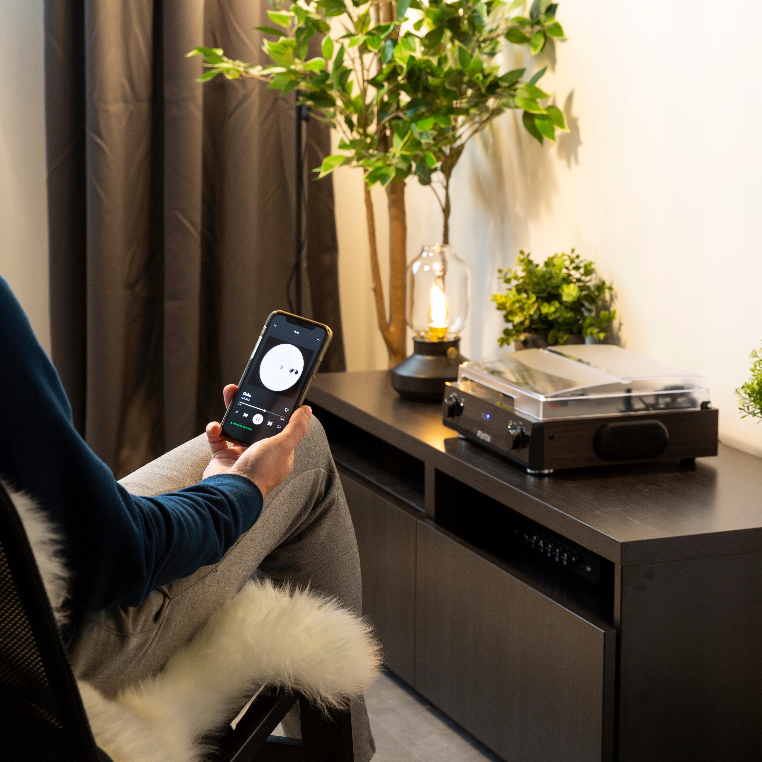 Gramofon Fenton RP102 bluetooth Kolor czarny