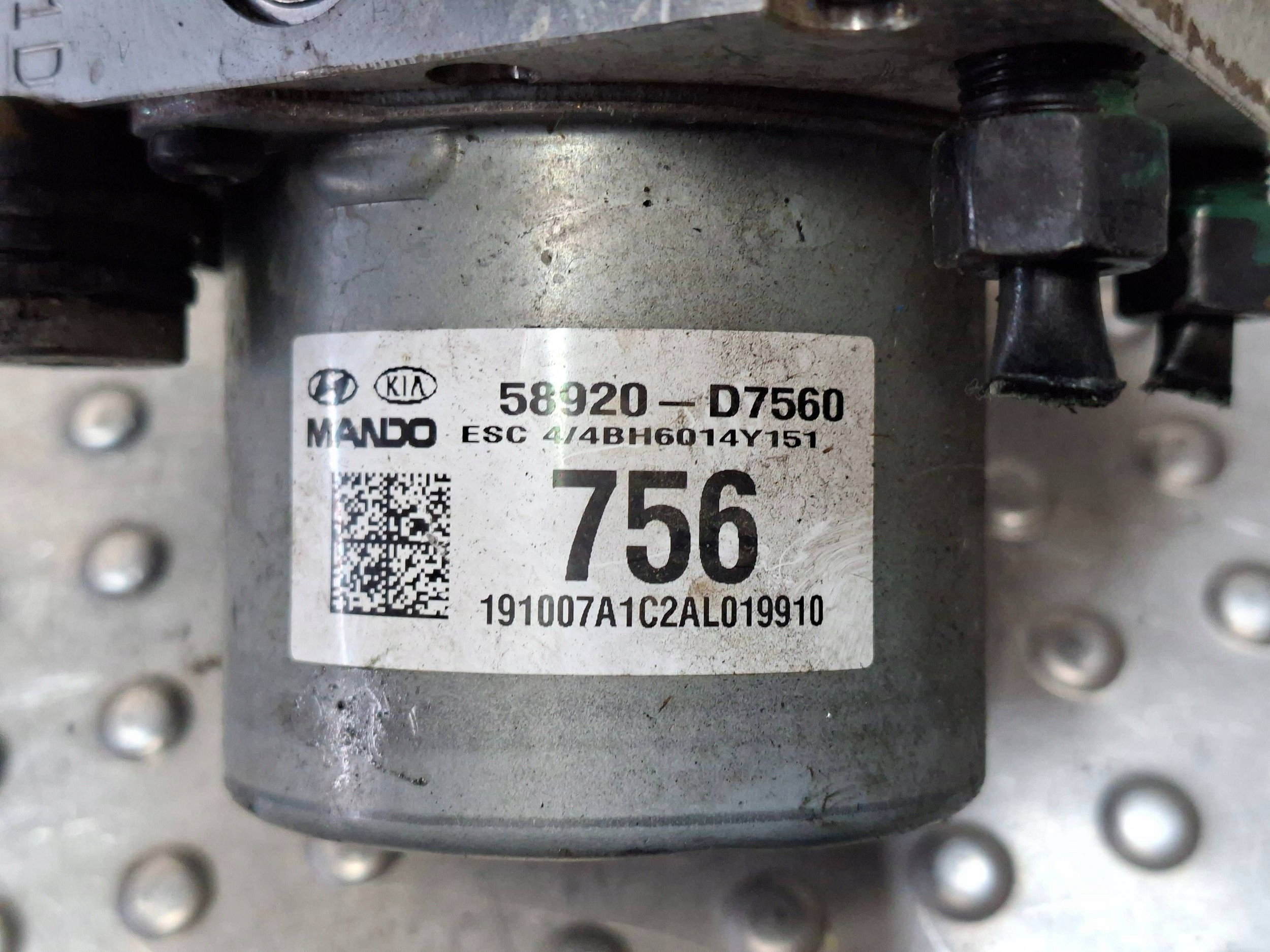 pump control unit ABS HYUNDAI TUCSON III 16- BE6009Y101 58920-D7560