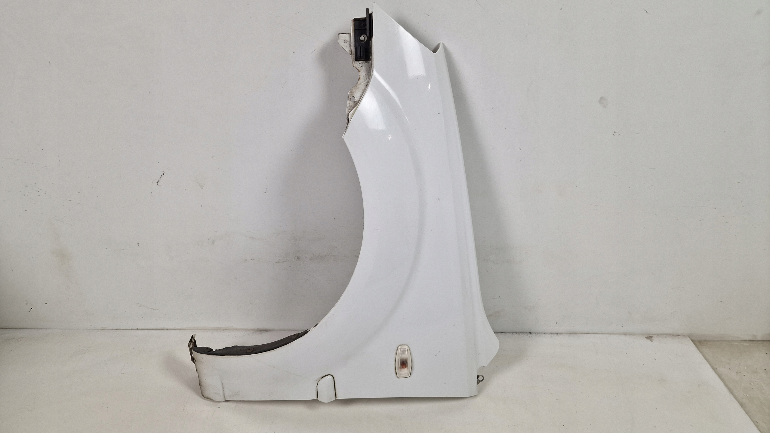 KIA RIO 2011 fender left without WGNIECEN ORG. UD