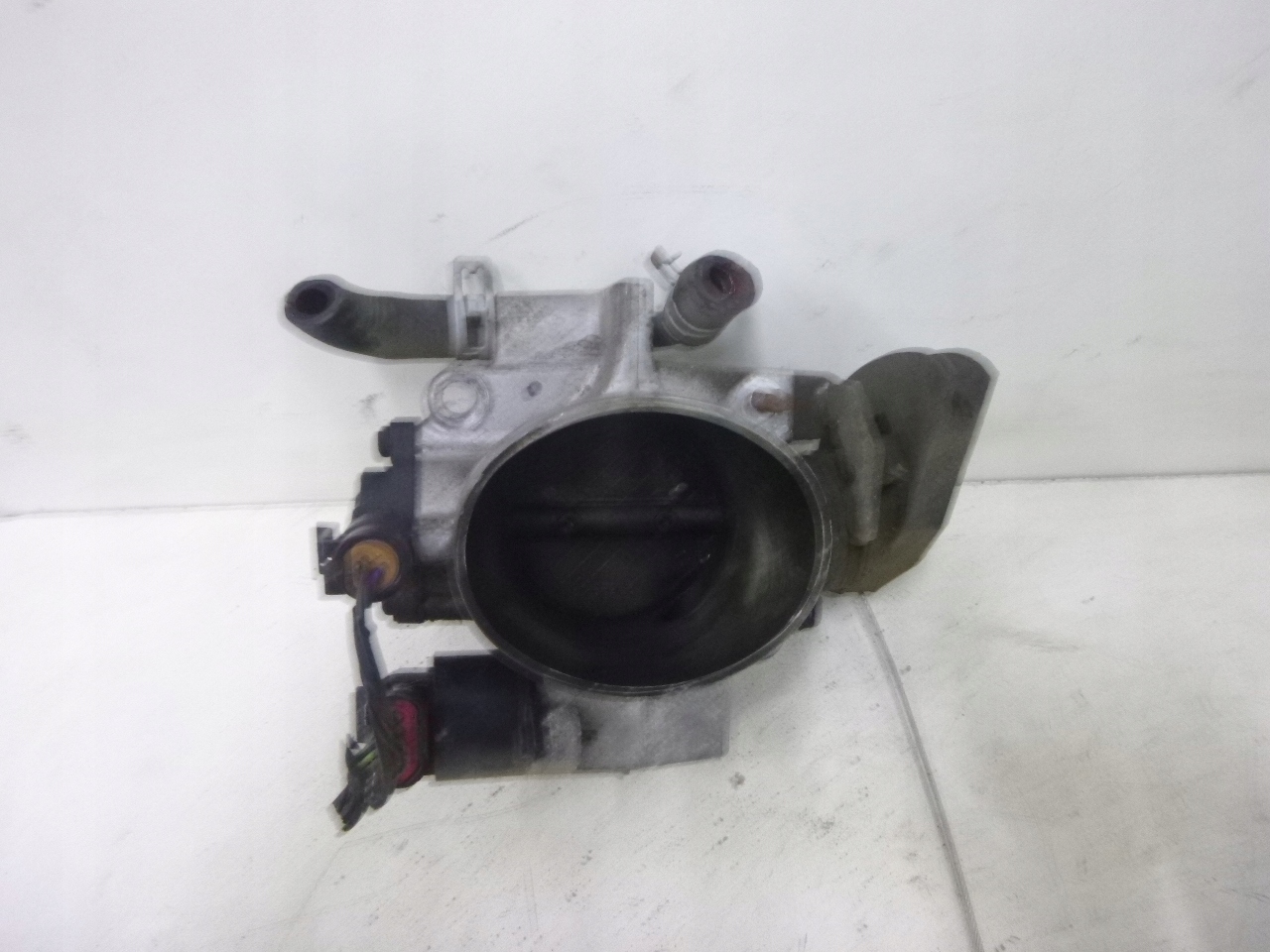 valvola a farfalla Chevrolet Alero 3.4 2002r.
