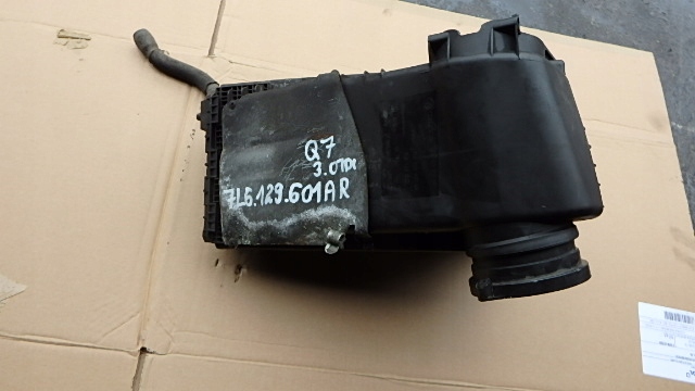 AUDI Q7l КОРПУС ФІЛЬТРА POWIETRZAl6129601ar