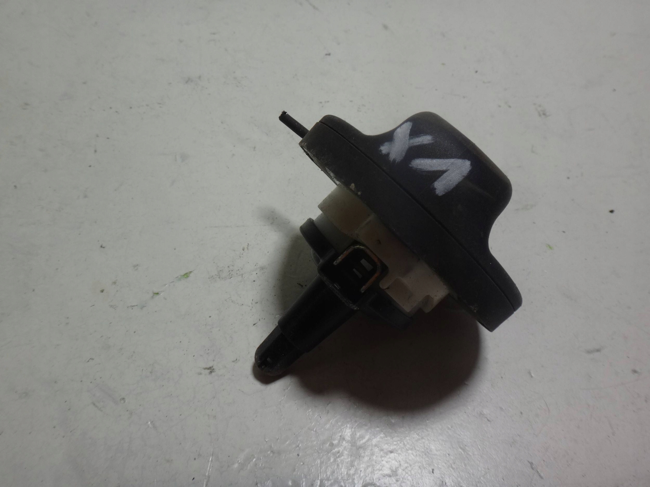 KOREK PALIWA DO BMW E60 G30 F01 E84 MINI R56 R55 R60 B47 N47 7222392 Numer katalogowy części 7222392 OEM