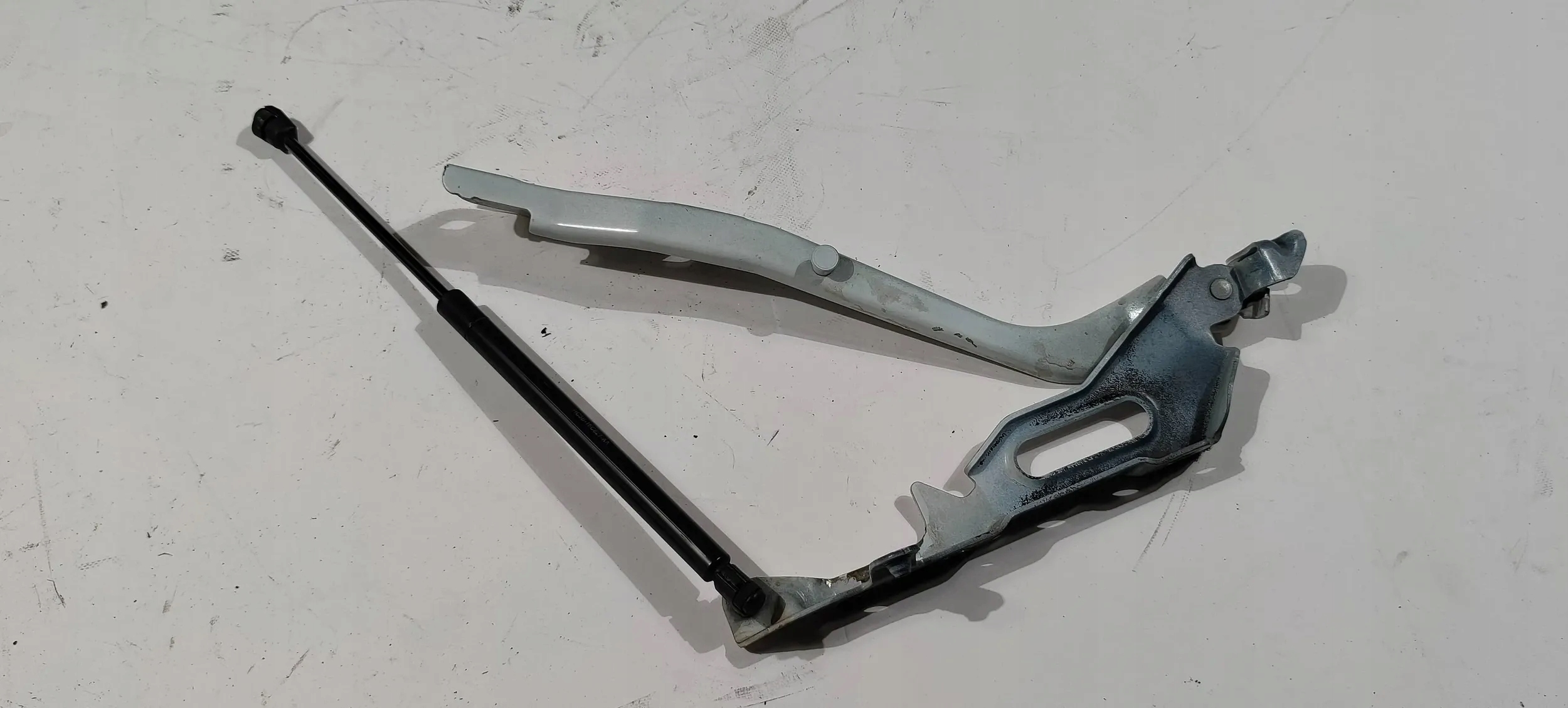 hinge bonnets damper left Ford F250 F350 2017