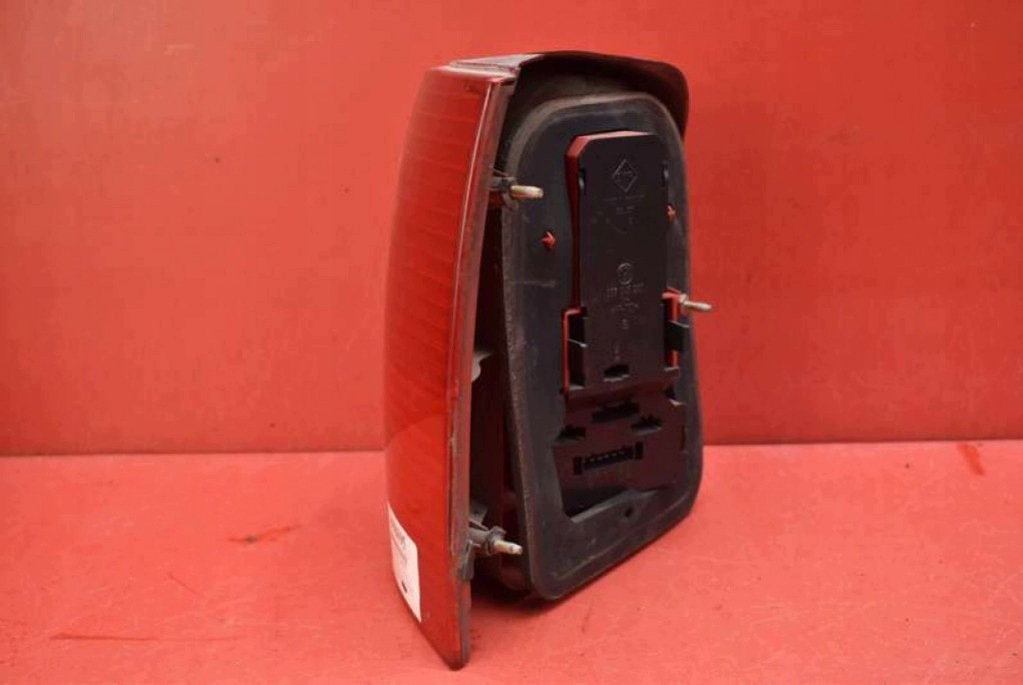 light right rear part rear 3B9945257 VW PASSAT B5 KOMBI 96-00