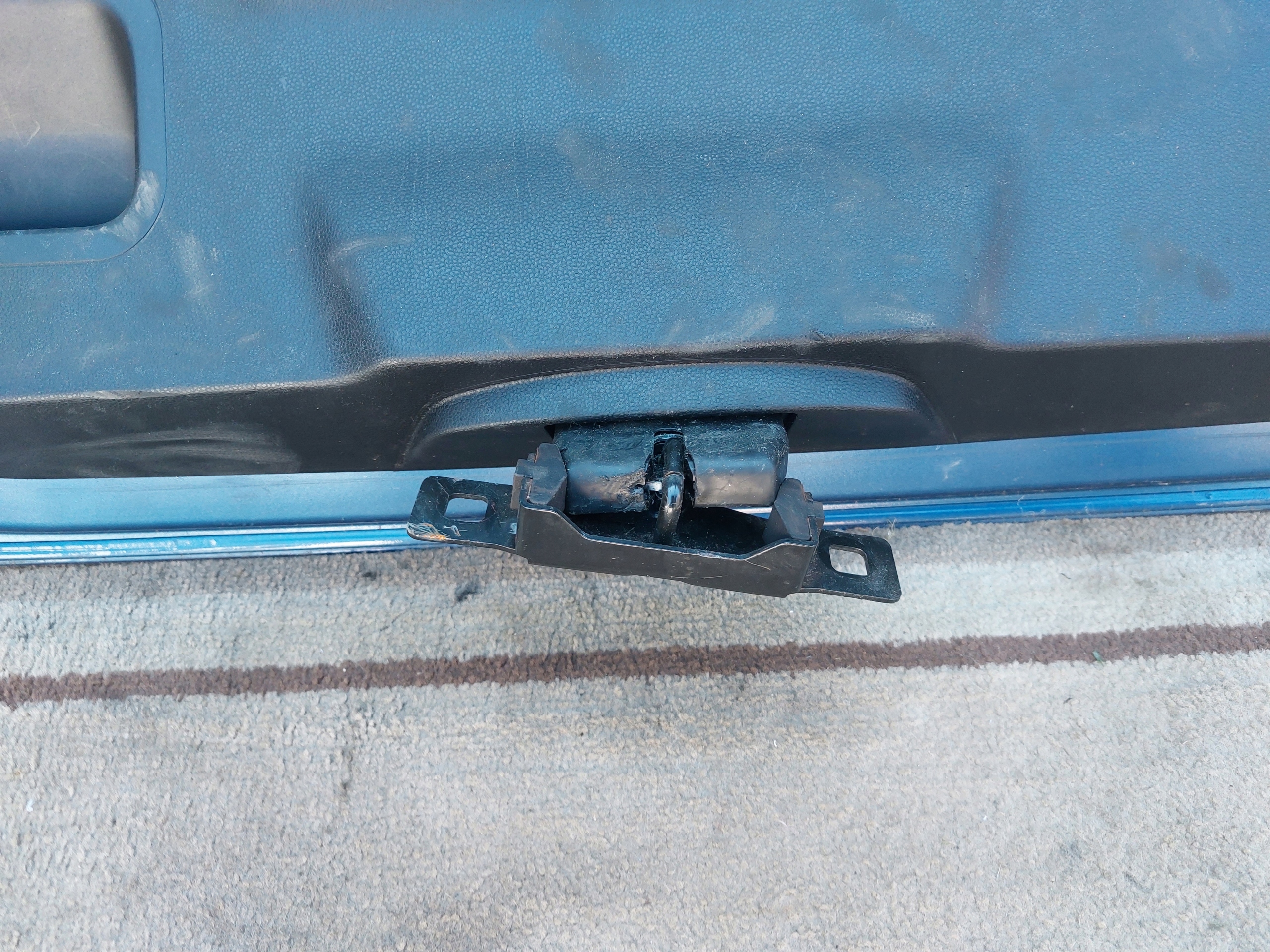 boot door FORD FIESTA MK7 blue 08r