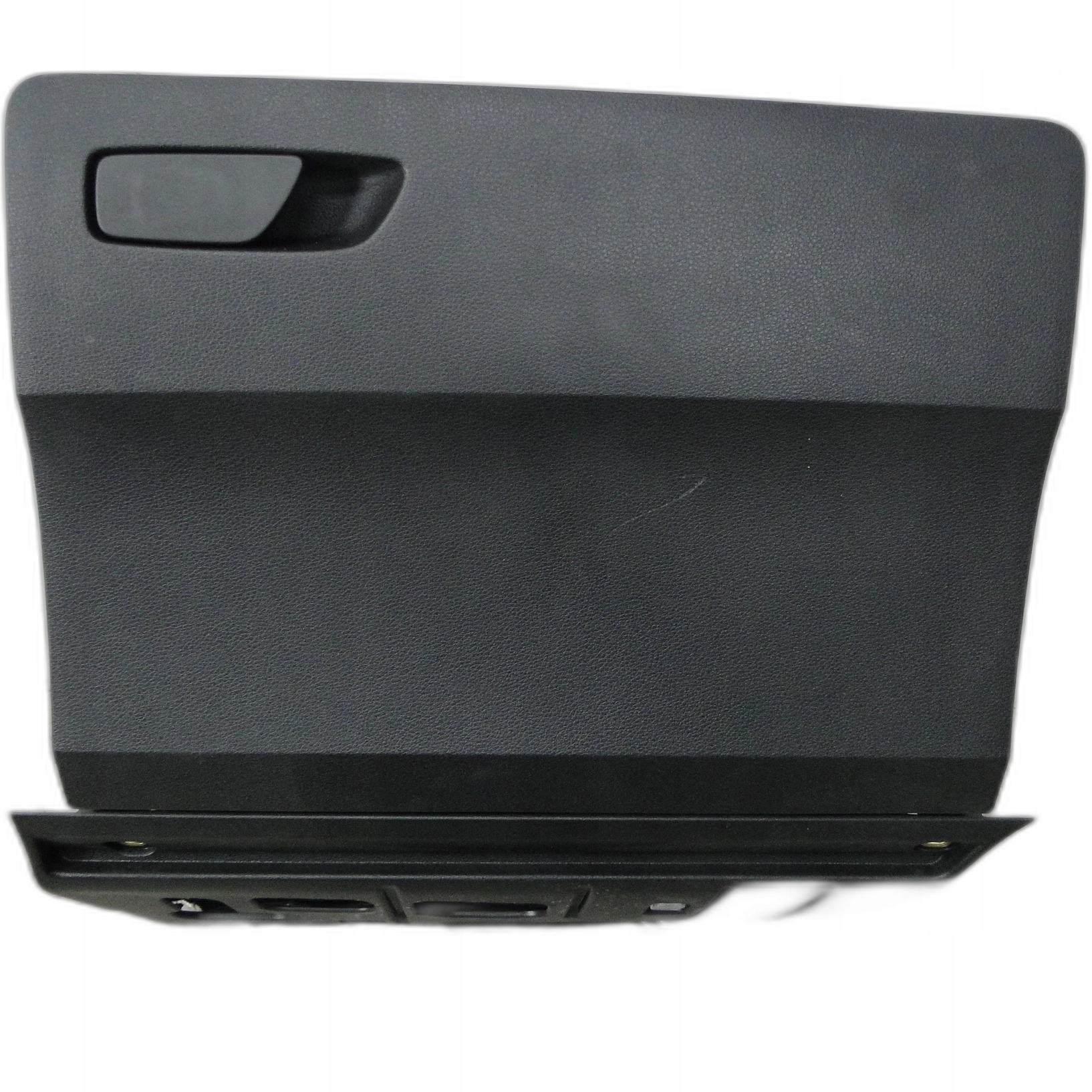 бардачок пассажира Audi Q2 81A 81B857035B