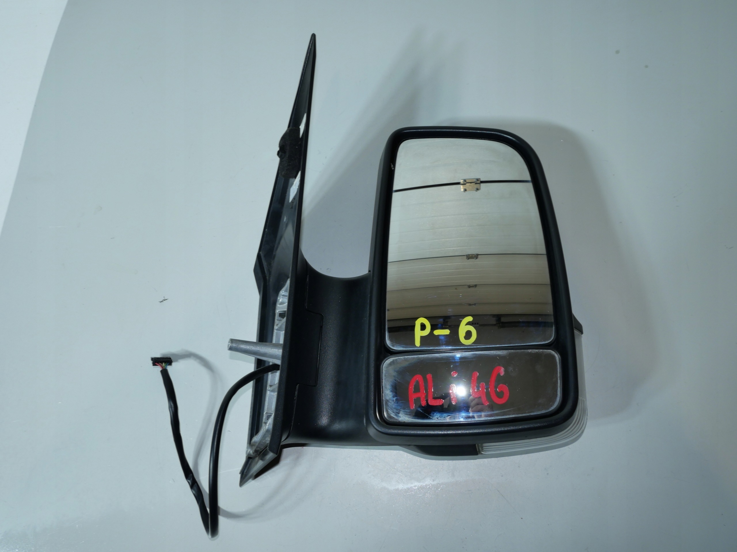 mirror right SPRINTER 906 front 6PIN A9068103193