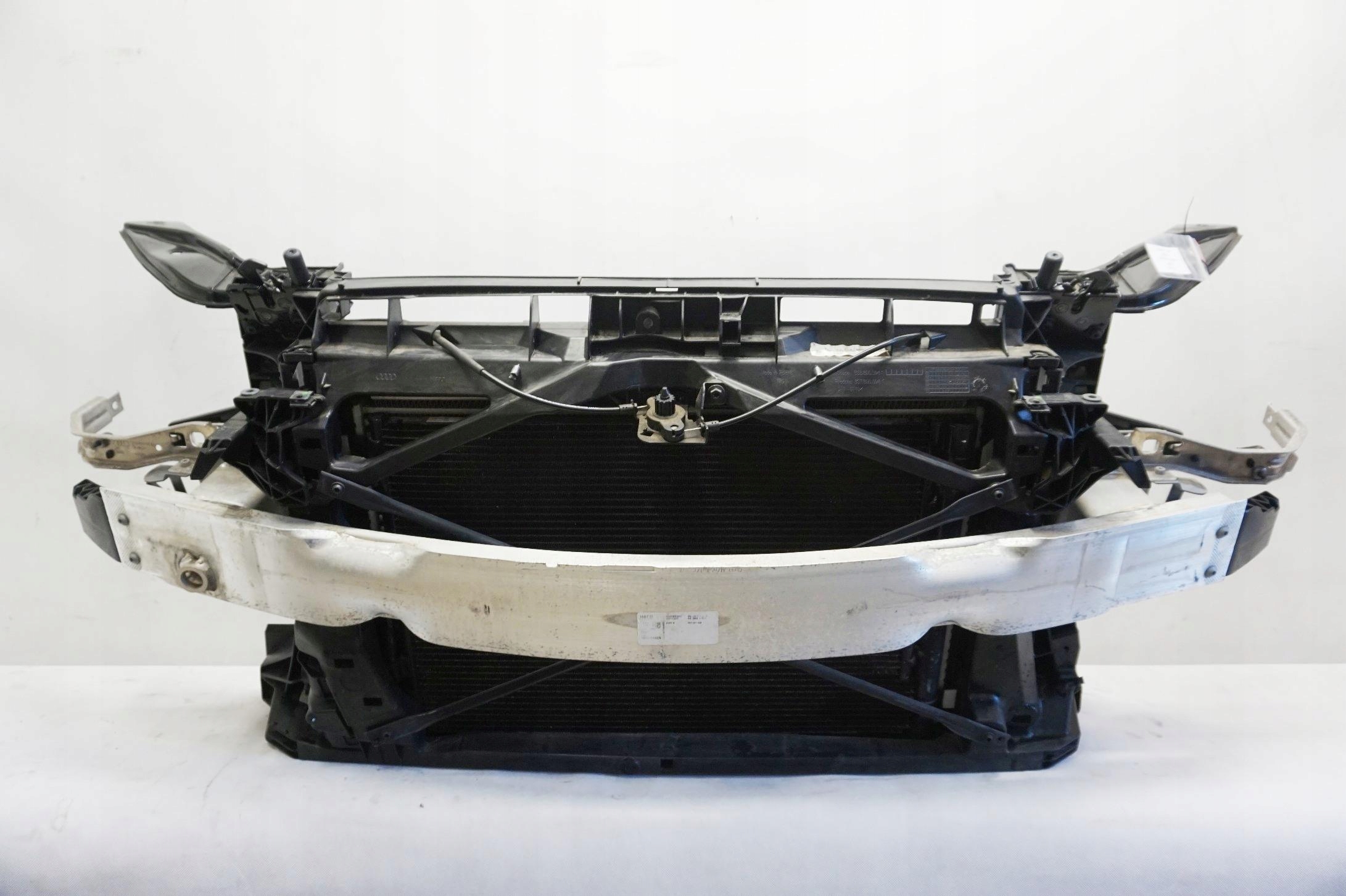 PAS PRZEDNI CHŁODNICE 2.0 TFSI AUDI TT 8S 5Q0959455AN 5Q0121203CL