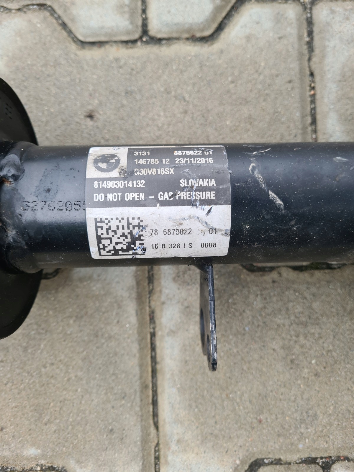 BMW G30 SHOCK ABSORBER FRONT RIGHT 6875622
