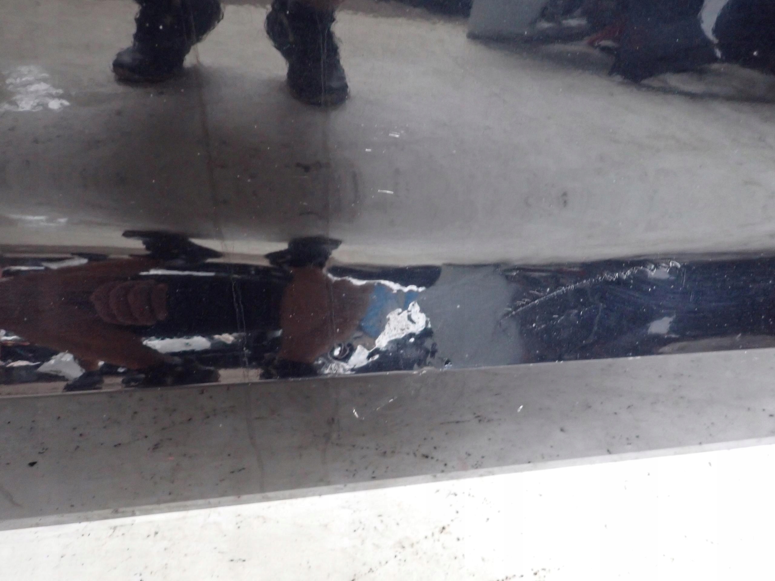 VW POLO V 5 6R 6C 5D 5 door 09-17 door front front right