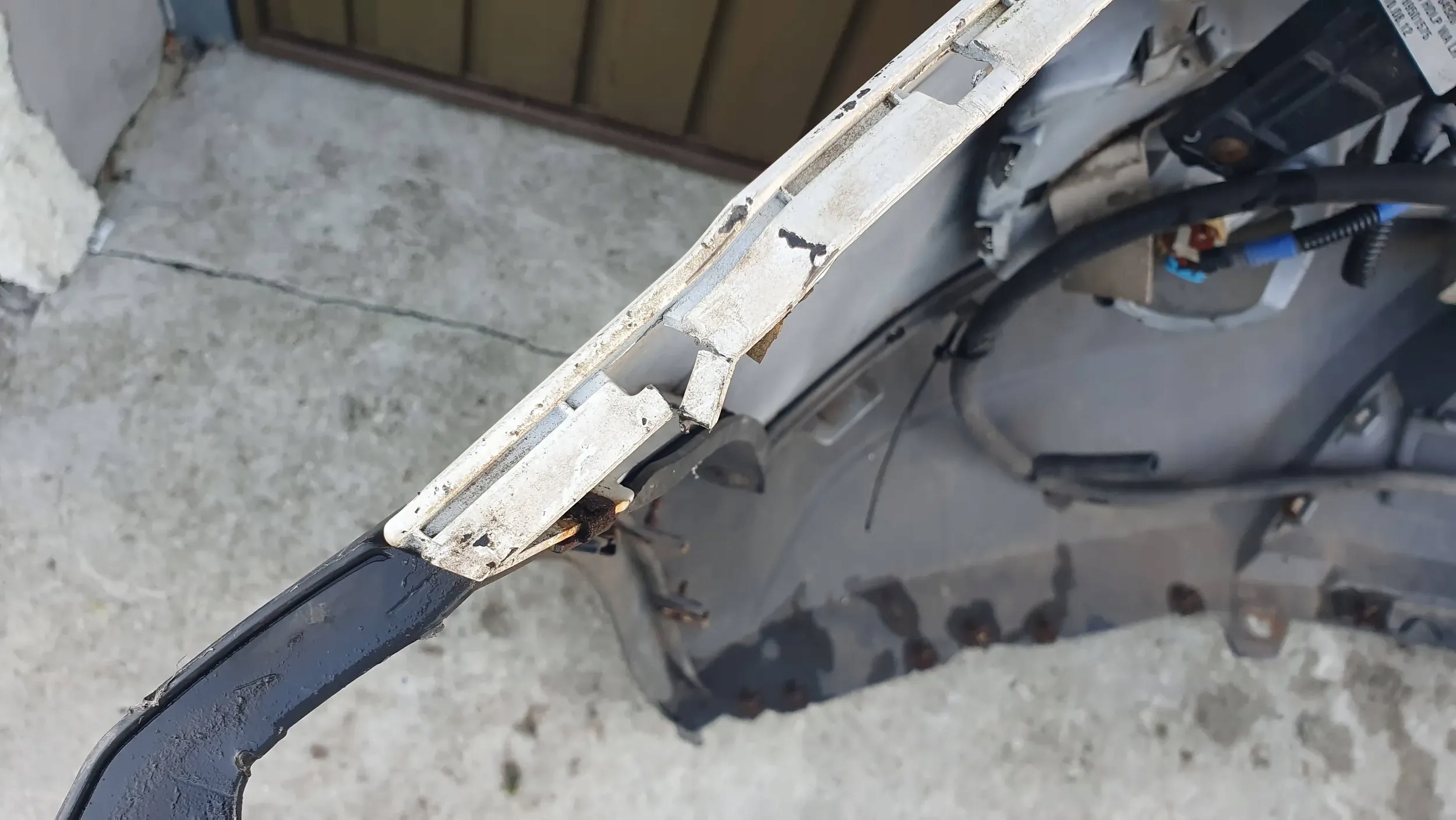 Opel Antara lift 10- Xenon PDC front bumper front $
