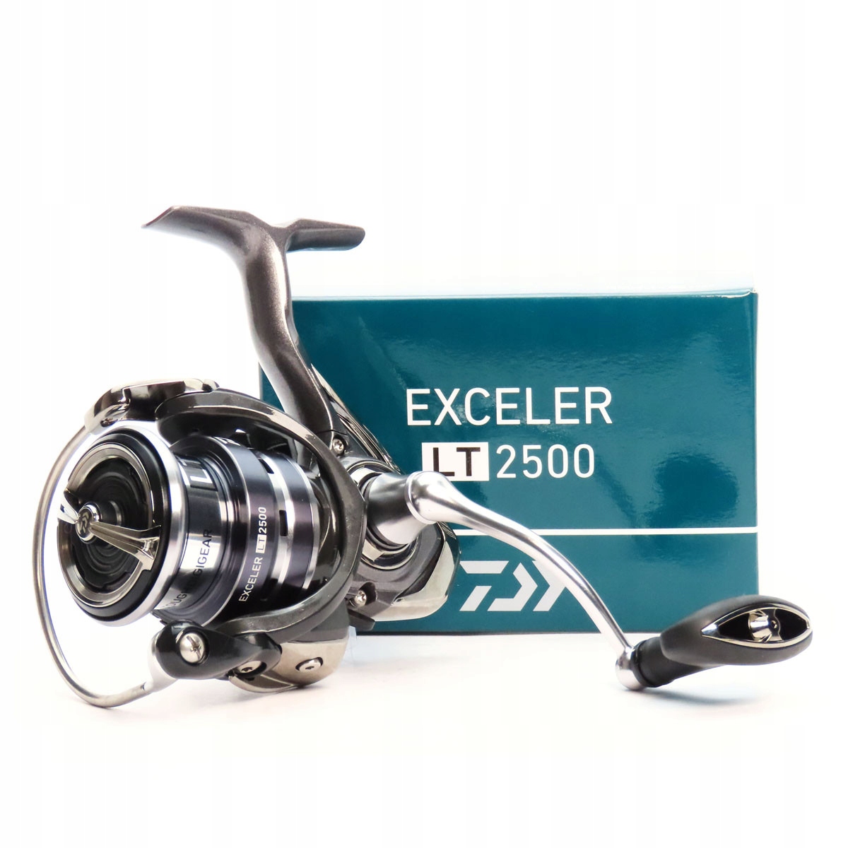 Spinningový naviják Daiwa Exceler Lt 2500 na Spinning 250 g, lehký a silný