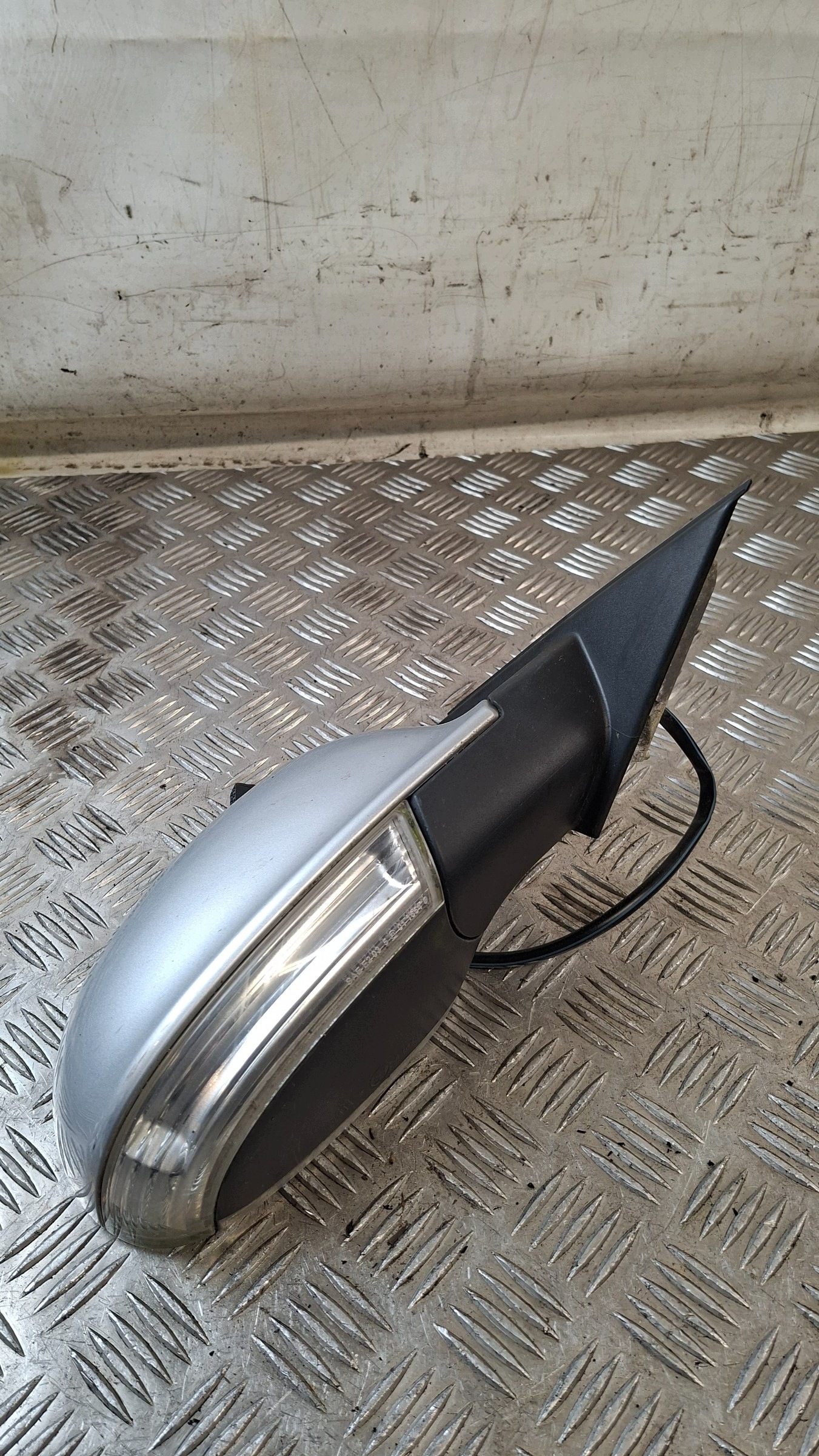 mirror right 6PIN VW PASSAT B5 FL LA7W