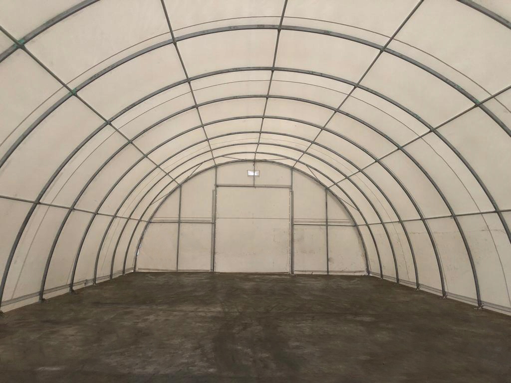 Namiot całoroczny 304015R 9,15 m x 12 m Wysokość 4.5 m