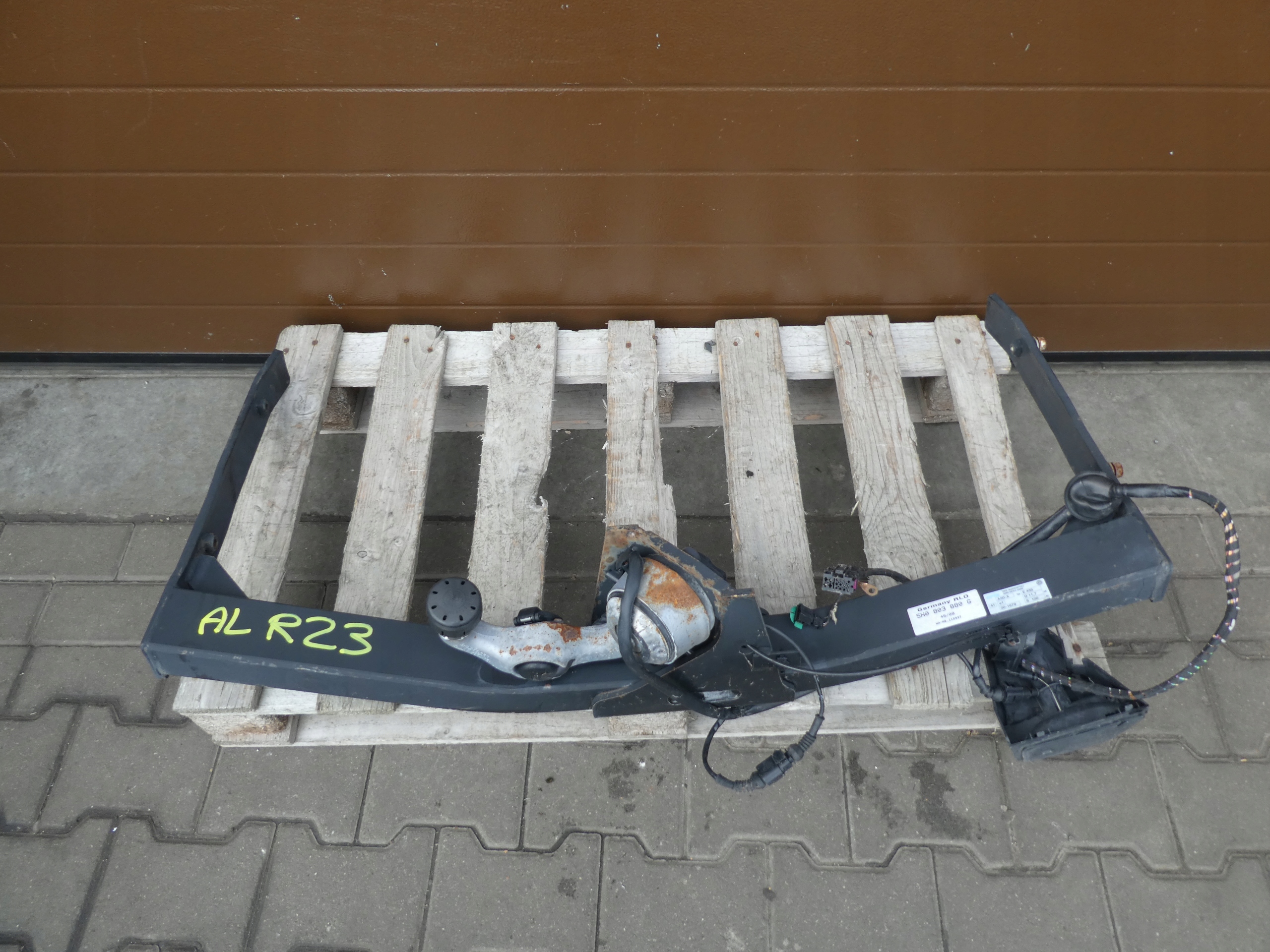 VW TIGUAN 5N0 tow 5N0803880G