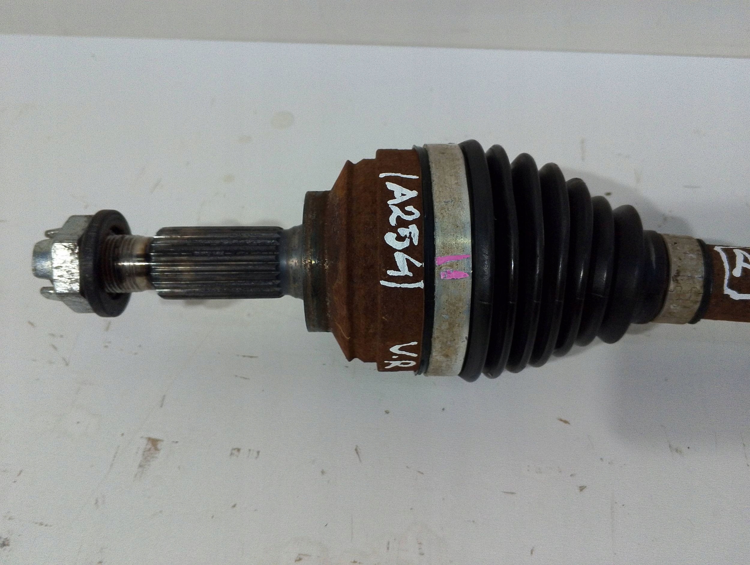 Renault Clio IV semi-axis front right (A254)