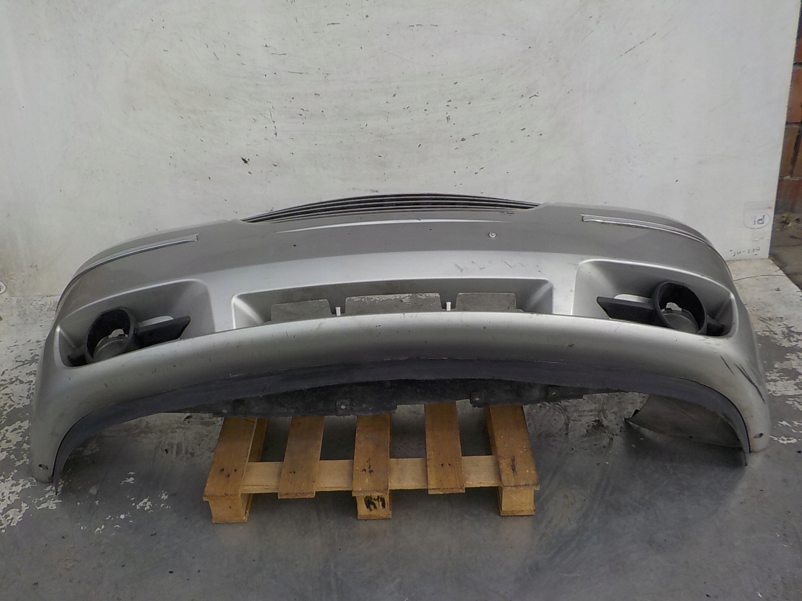 437 CHRYSLER GRAND VOYAGER V washers bumper front
